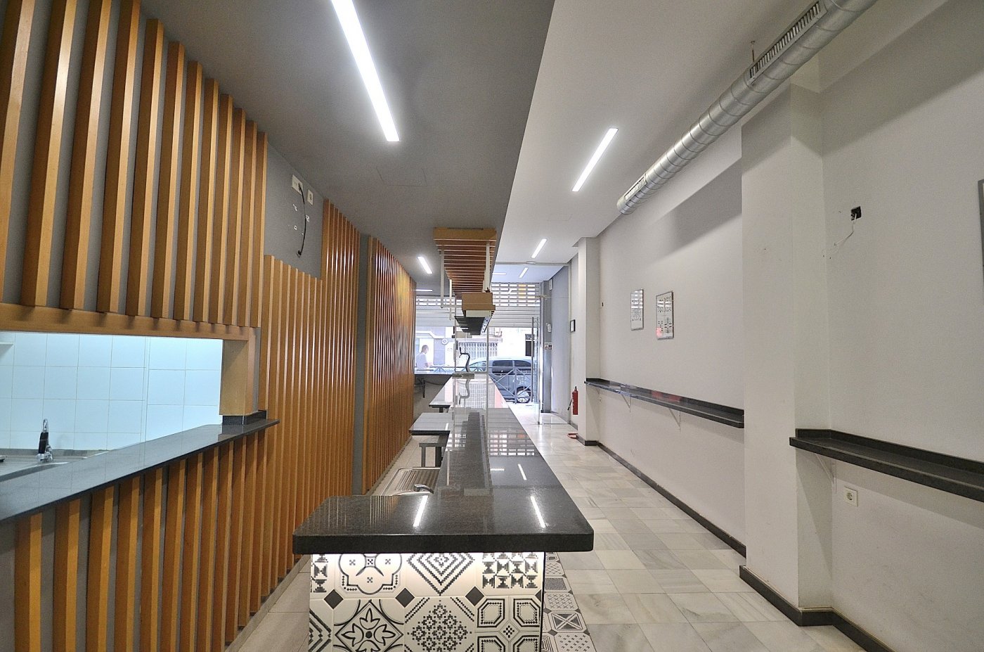 Comercial en venta en Torrevieja
