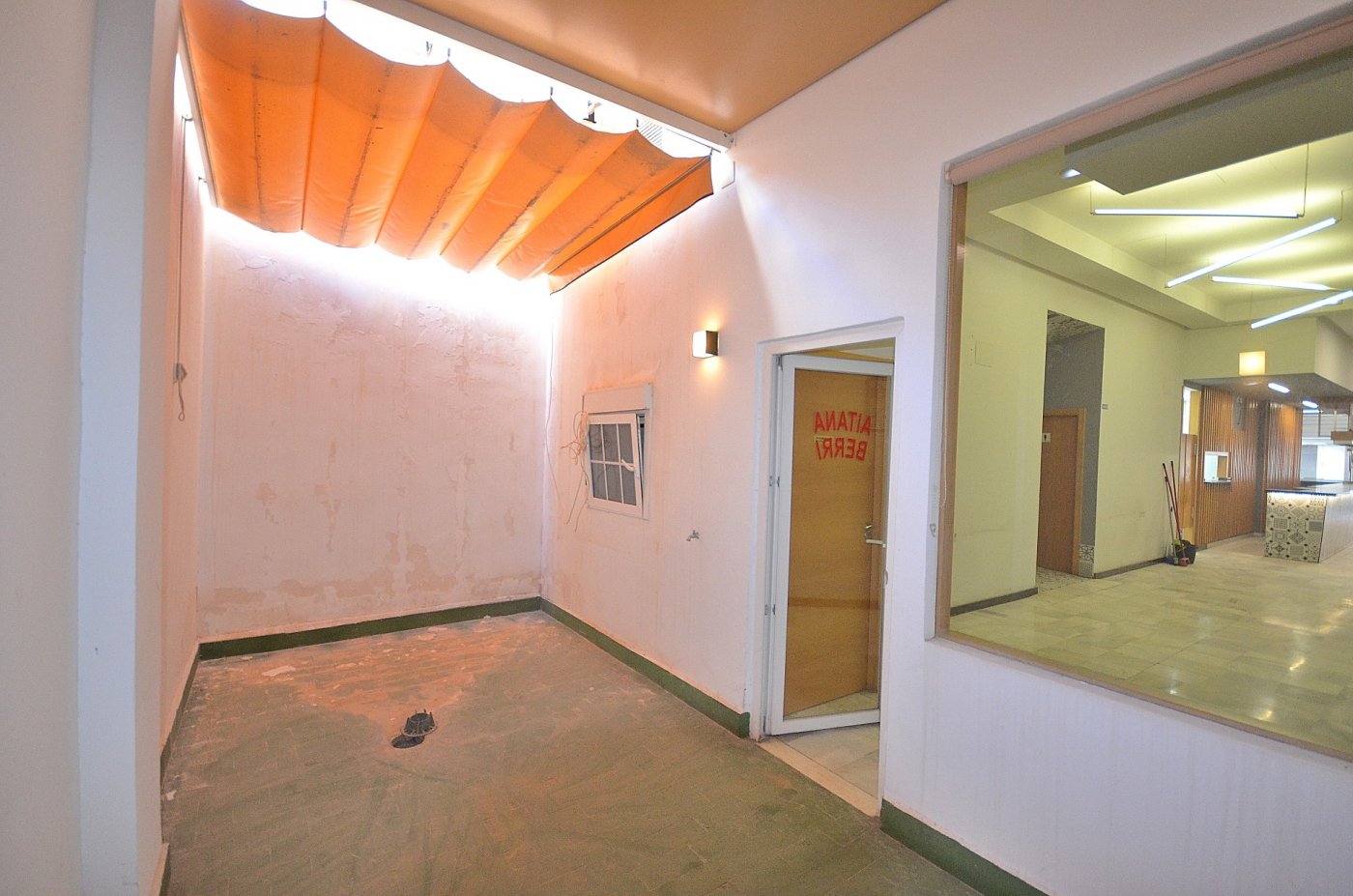 Comercial en venta en Torrevieja