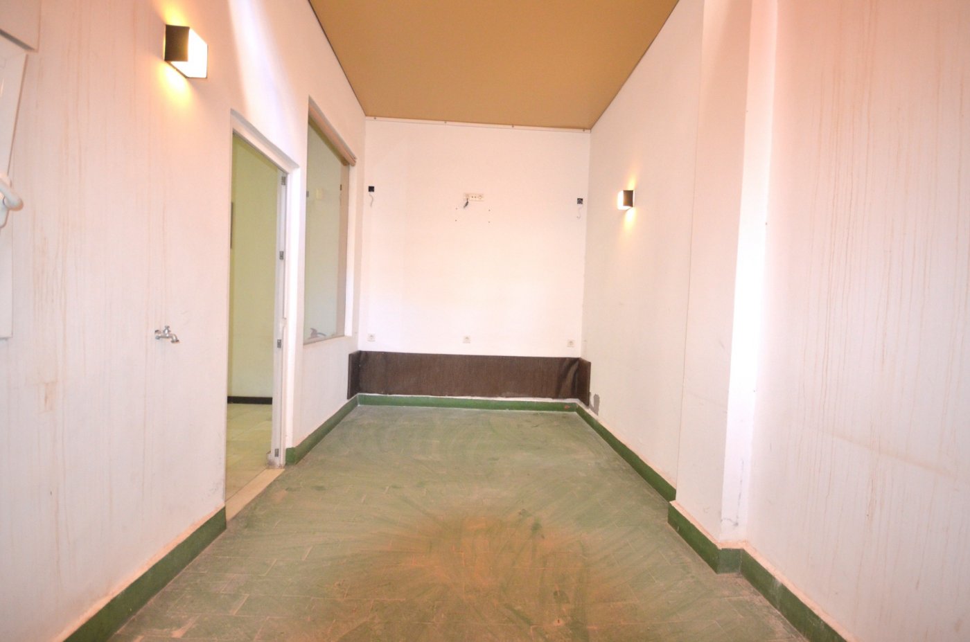 Comercial en venta en Torrevieja