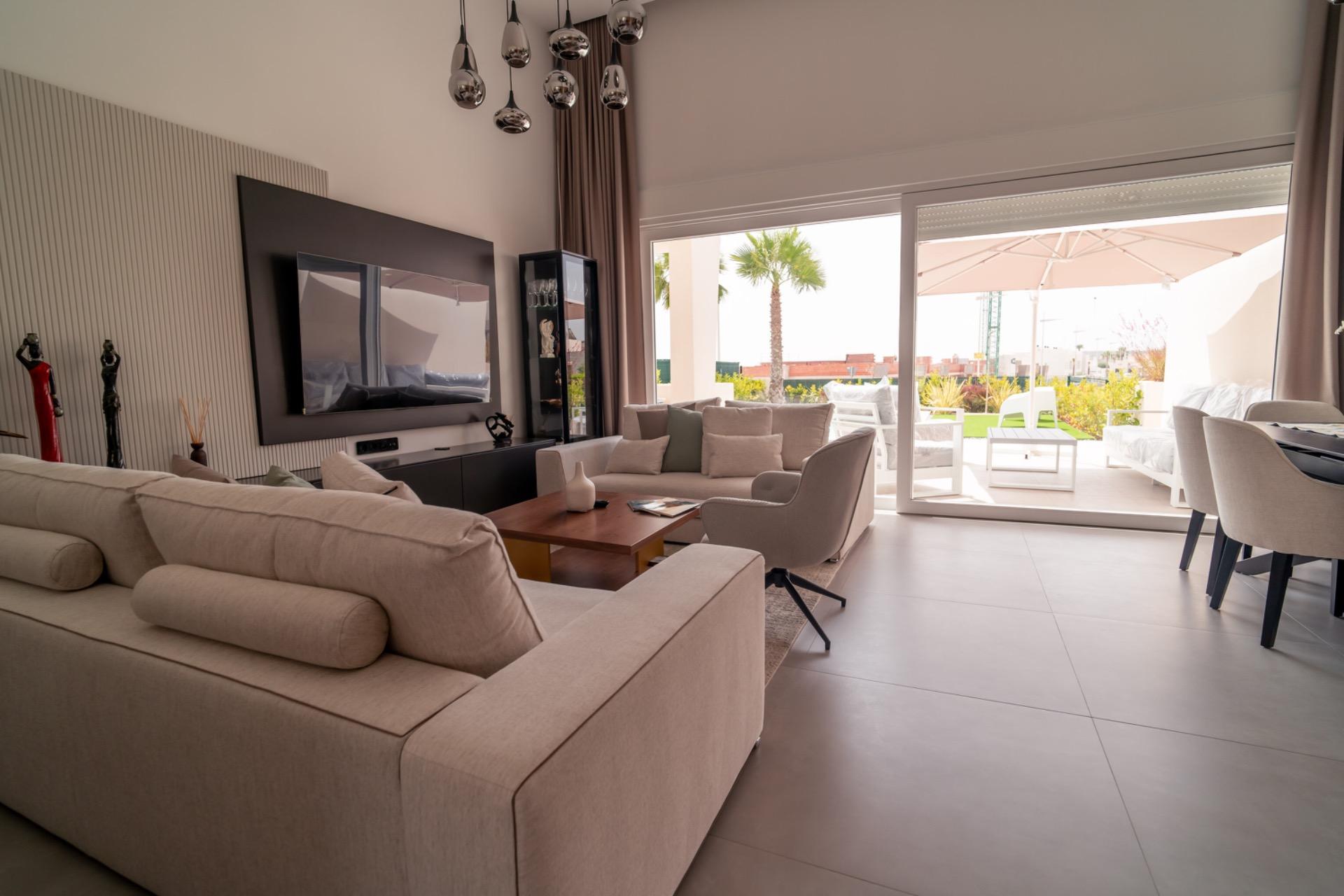 Villa for sale in Algorfa, Alicante, Spain