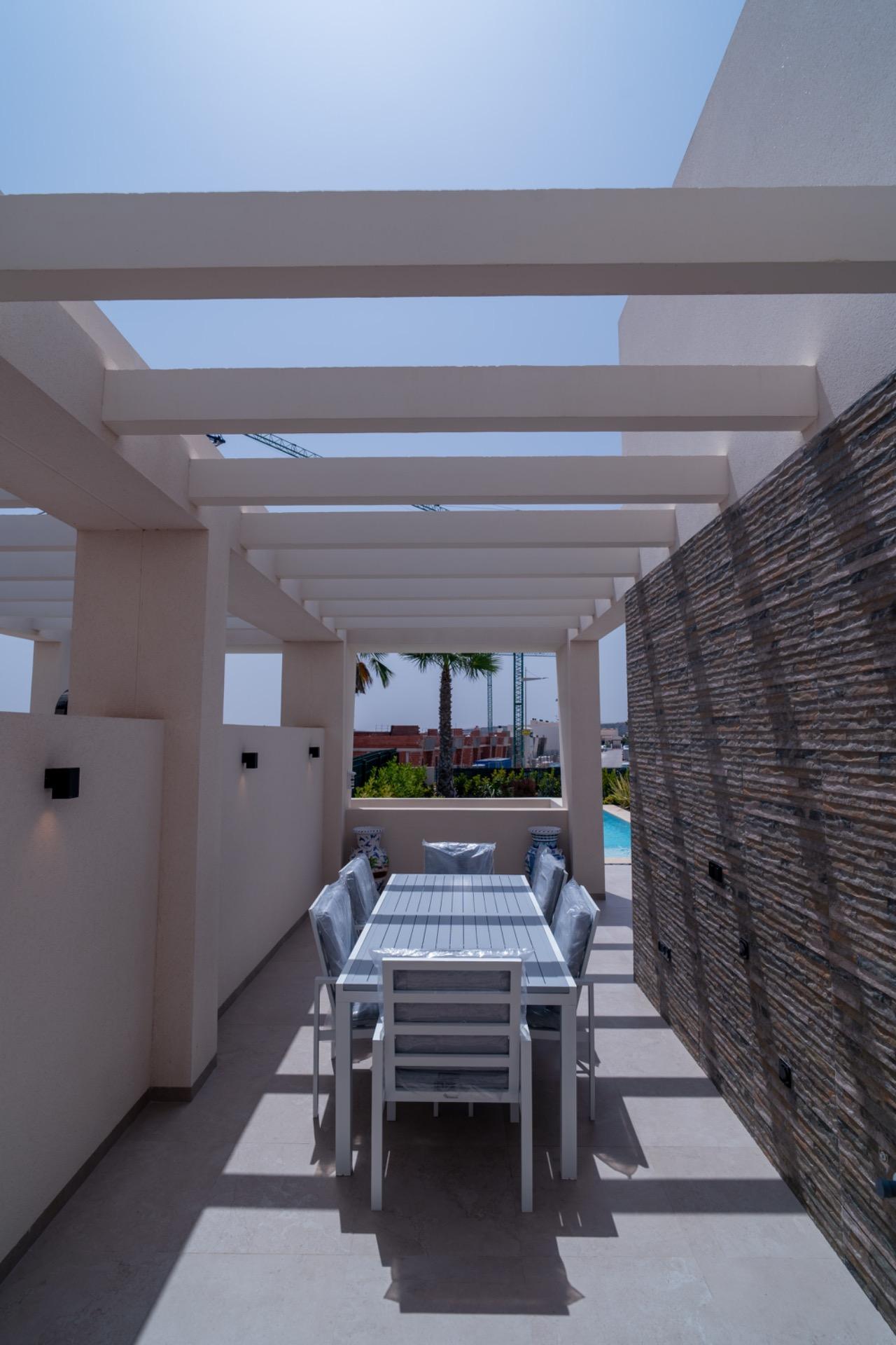 Villa for sale in Algorfa, Alicante, Spain