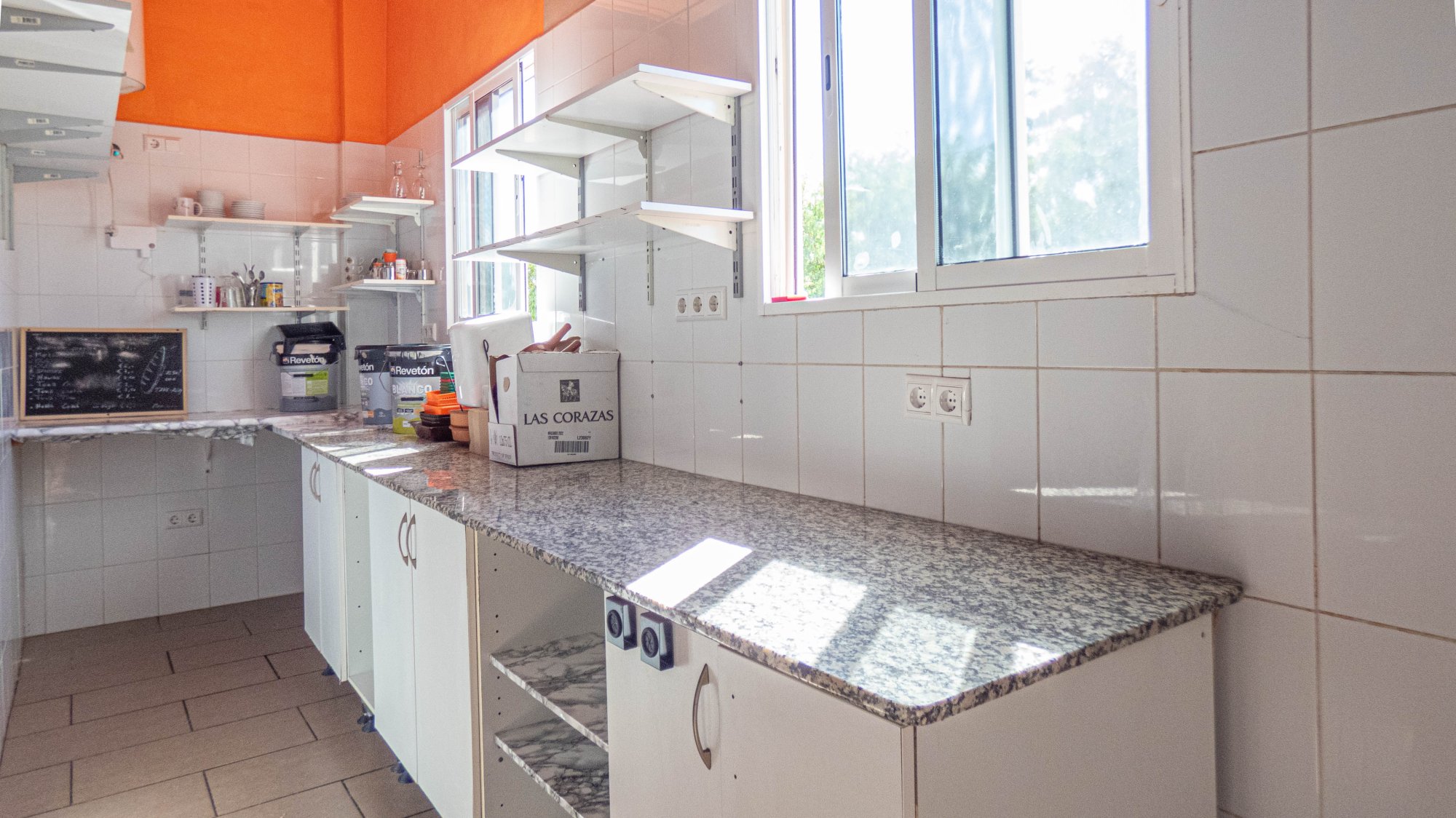 Commercial unit for sale in Algorfa, Alicante, Spain