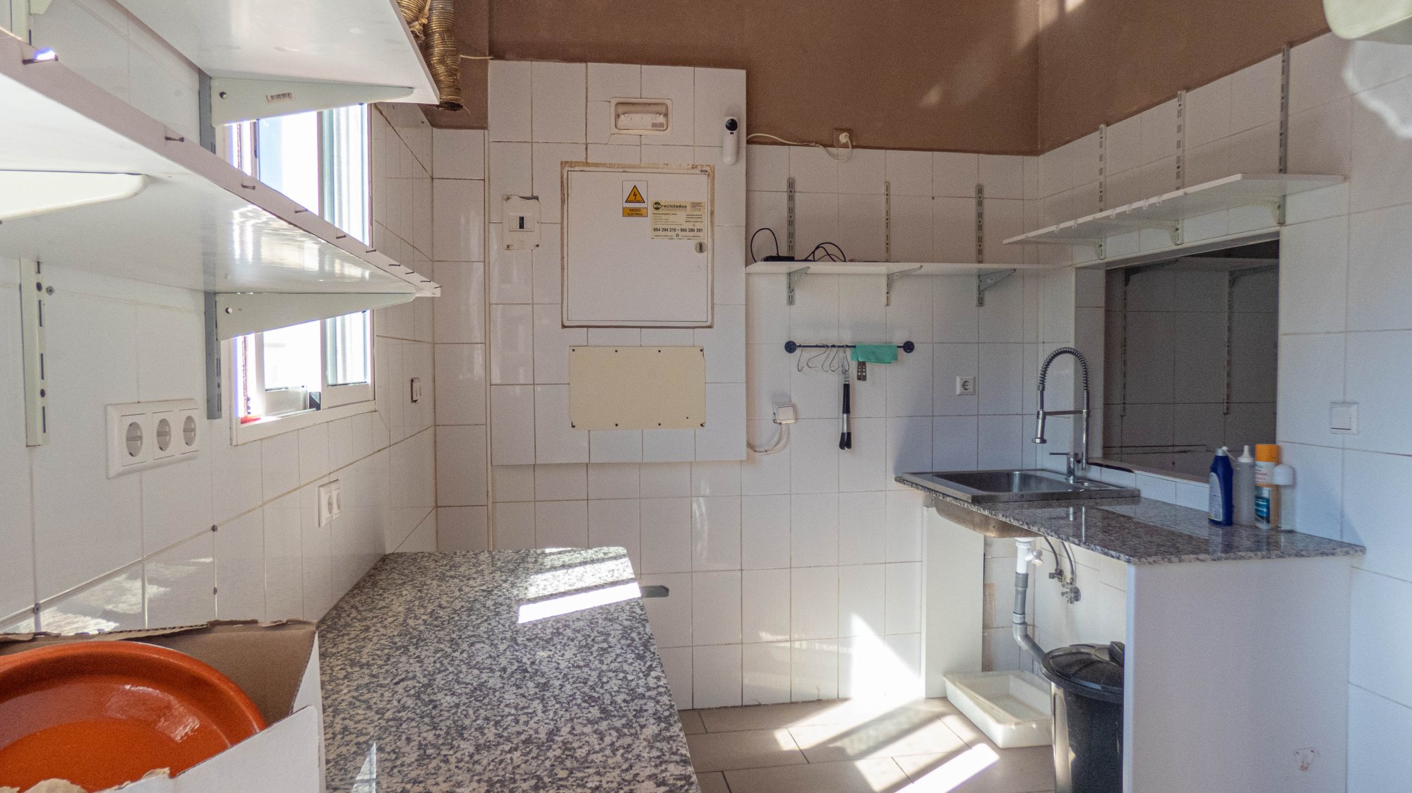 Commercial unit for sale in Algorfa, Alicante, Spain