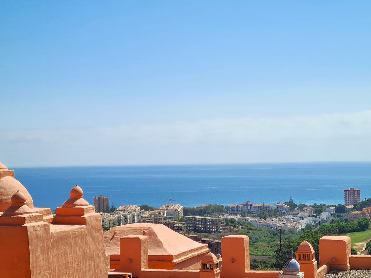 Apartment for sale in La Duquesa, Málaga, Spain