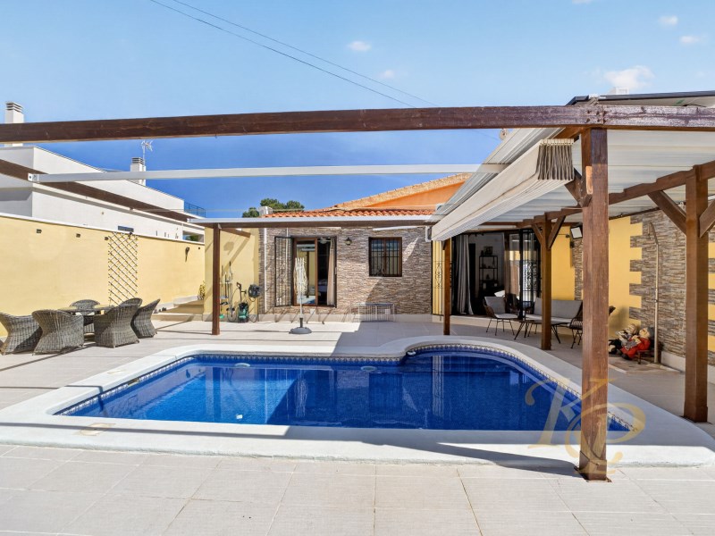 Villa for sale in Torrevieja, Alicante, Spain