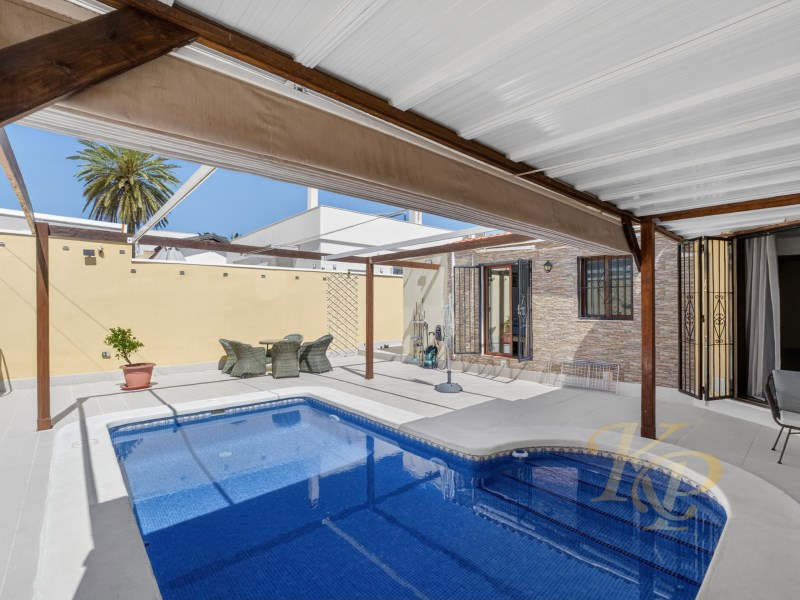 Villa for sale in Torrevieja, Alicante, Spain