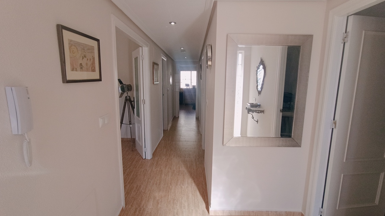 Villa en venta en Avileses
