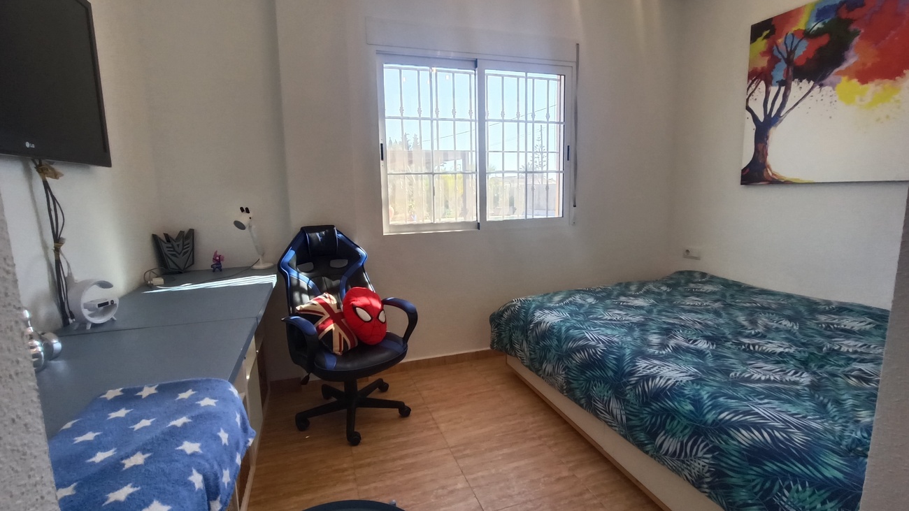 Villa en venta en Avileses