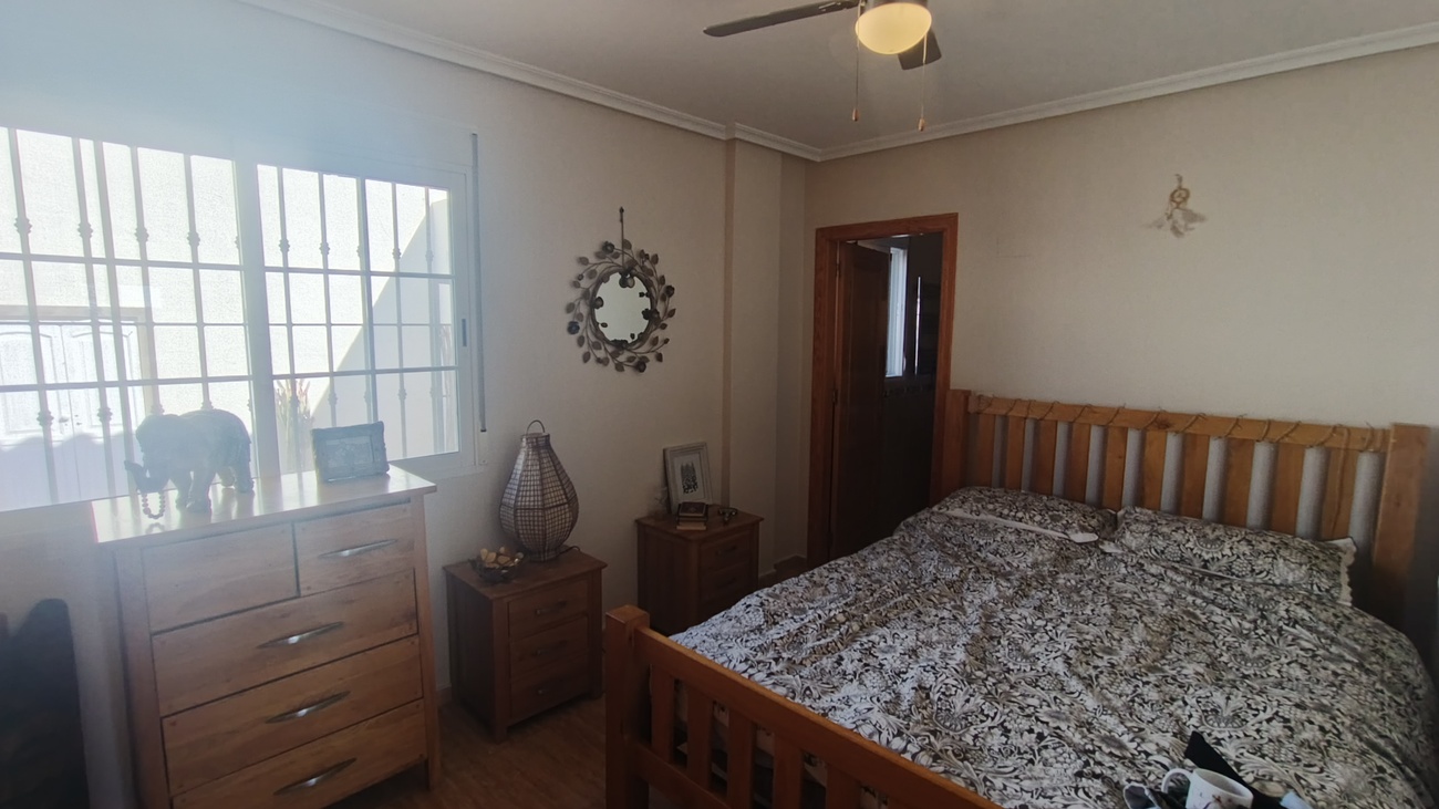 Villa en venta en Avileses
