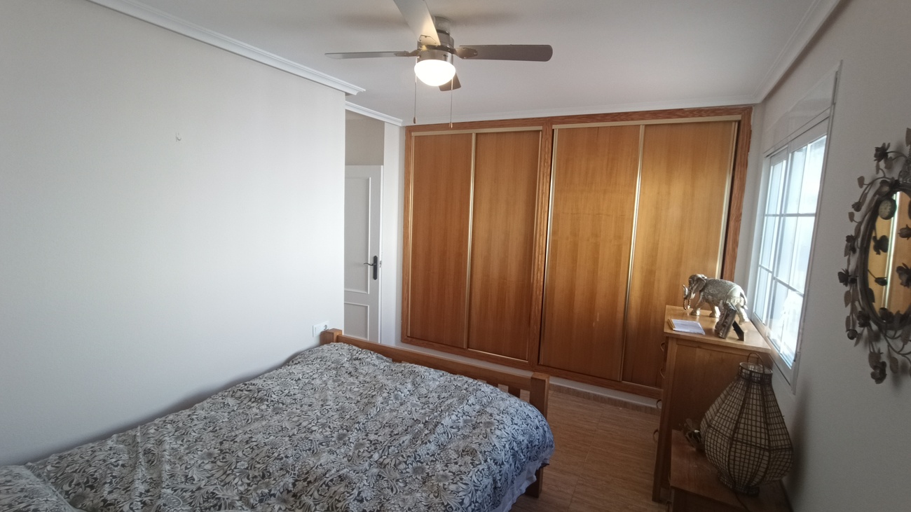 Villa en venta en Avileses