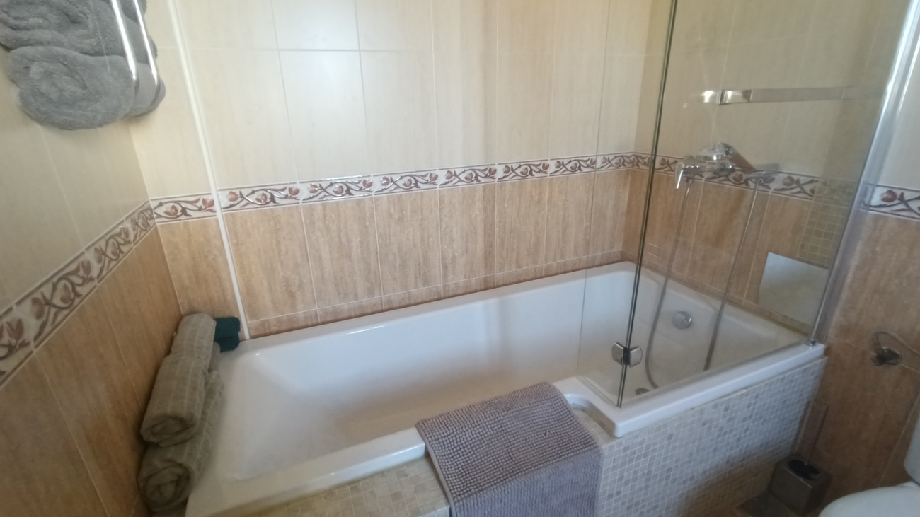 Villa en venta en Avileses
