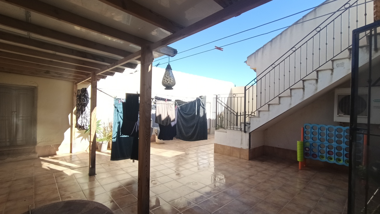Villa en venta en Avileses
