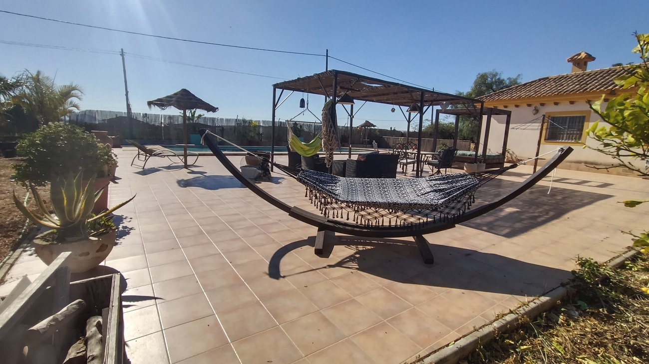 Villa en venta en Avileses