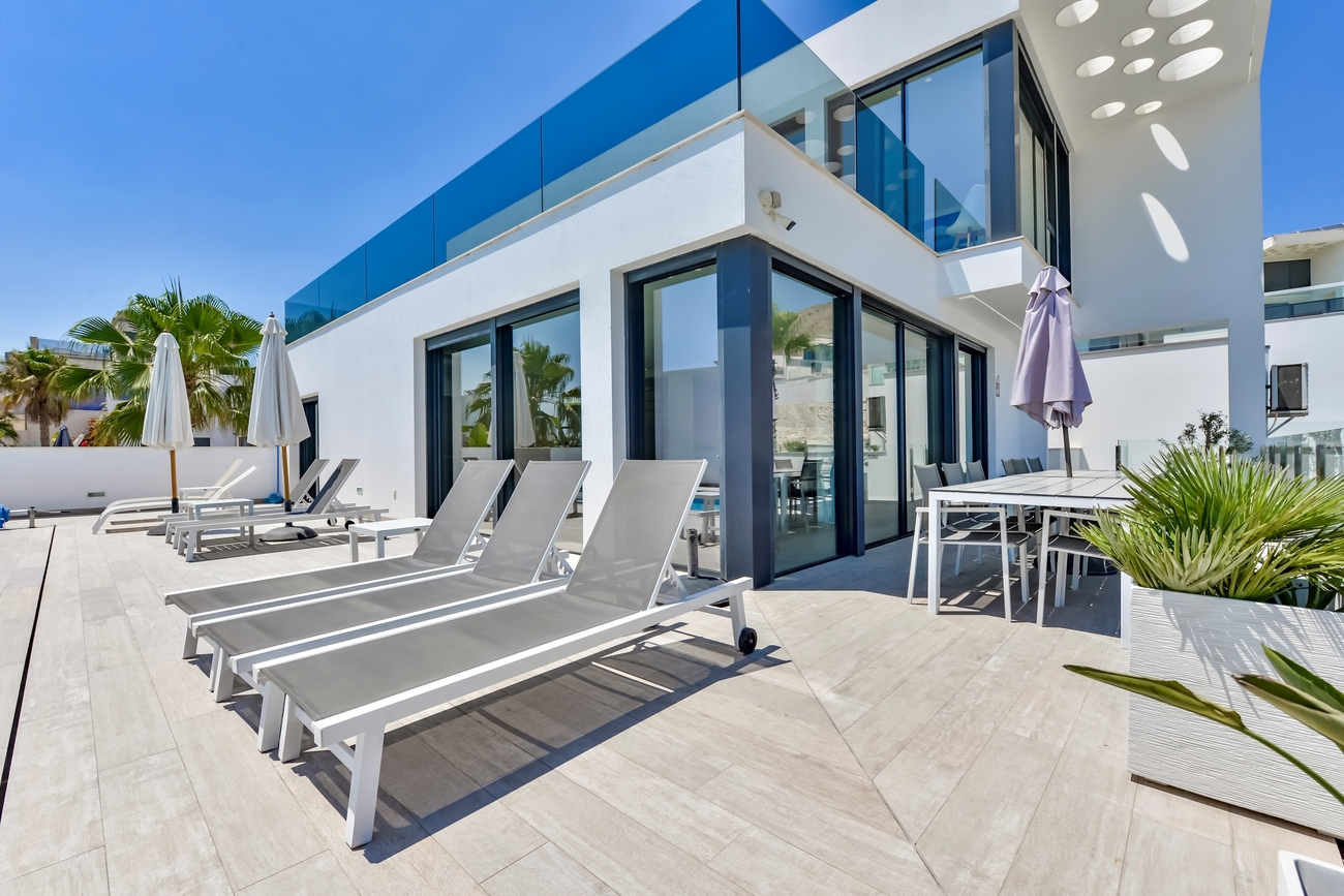 Villa en venta en Finestrat