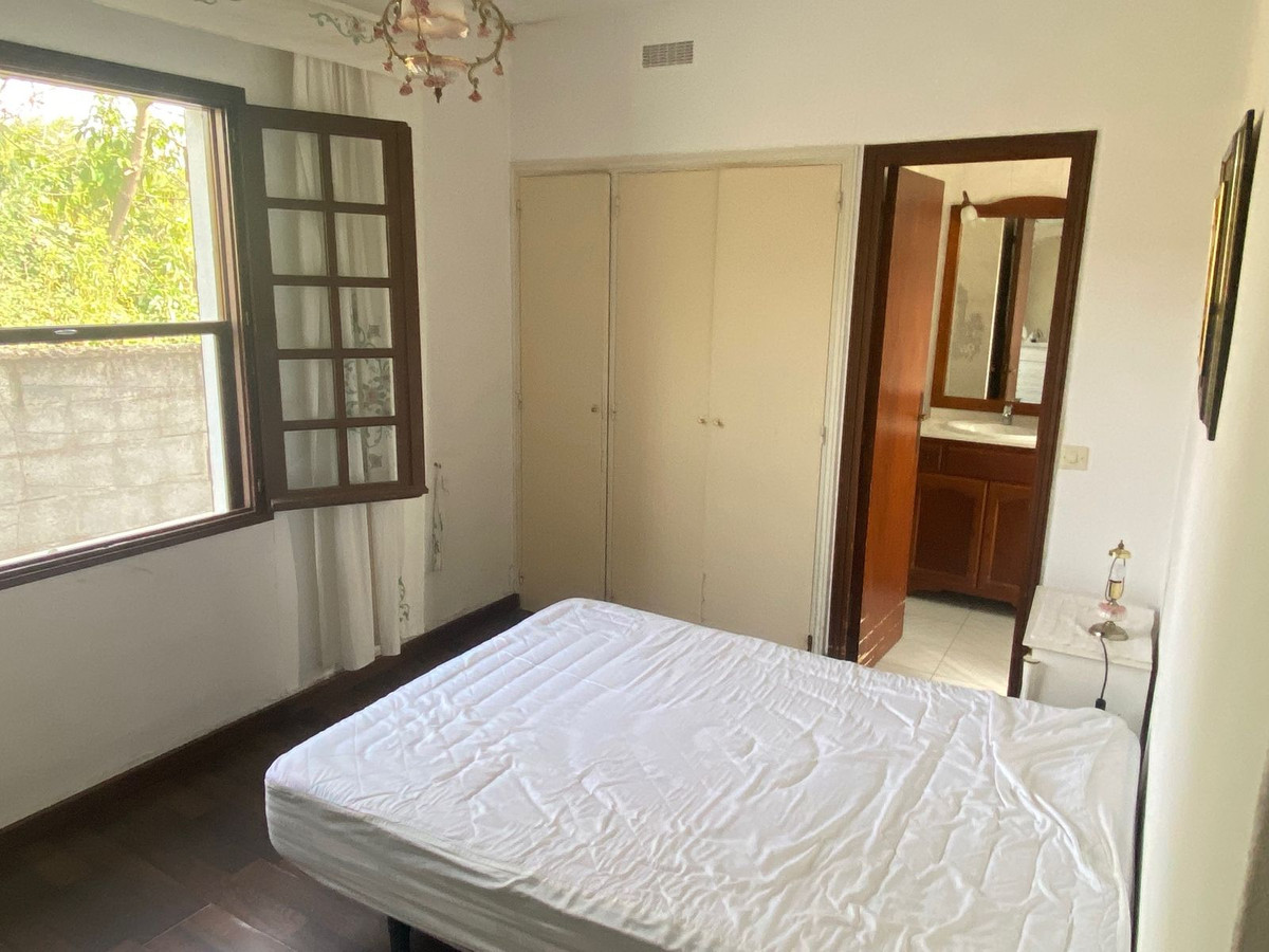 Villa for sale in Estepona, Málaga, Spain