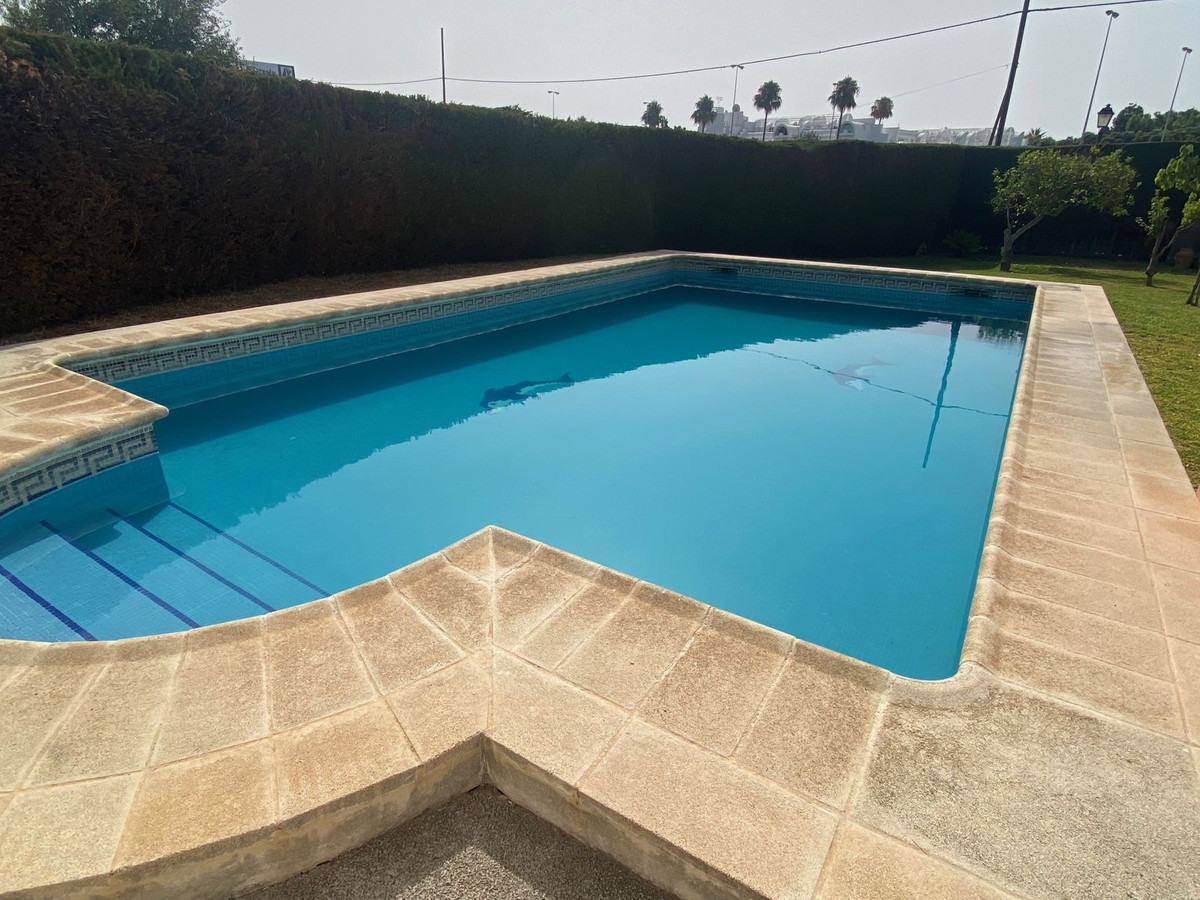 Villa for sale in Estepona, Málaga, Spain