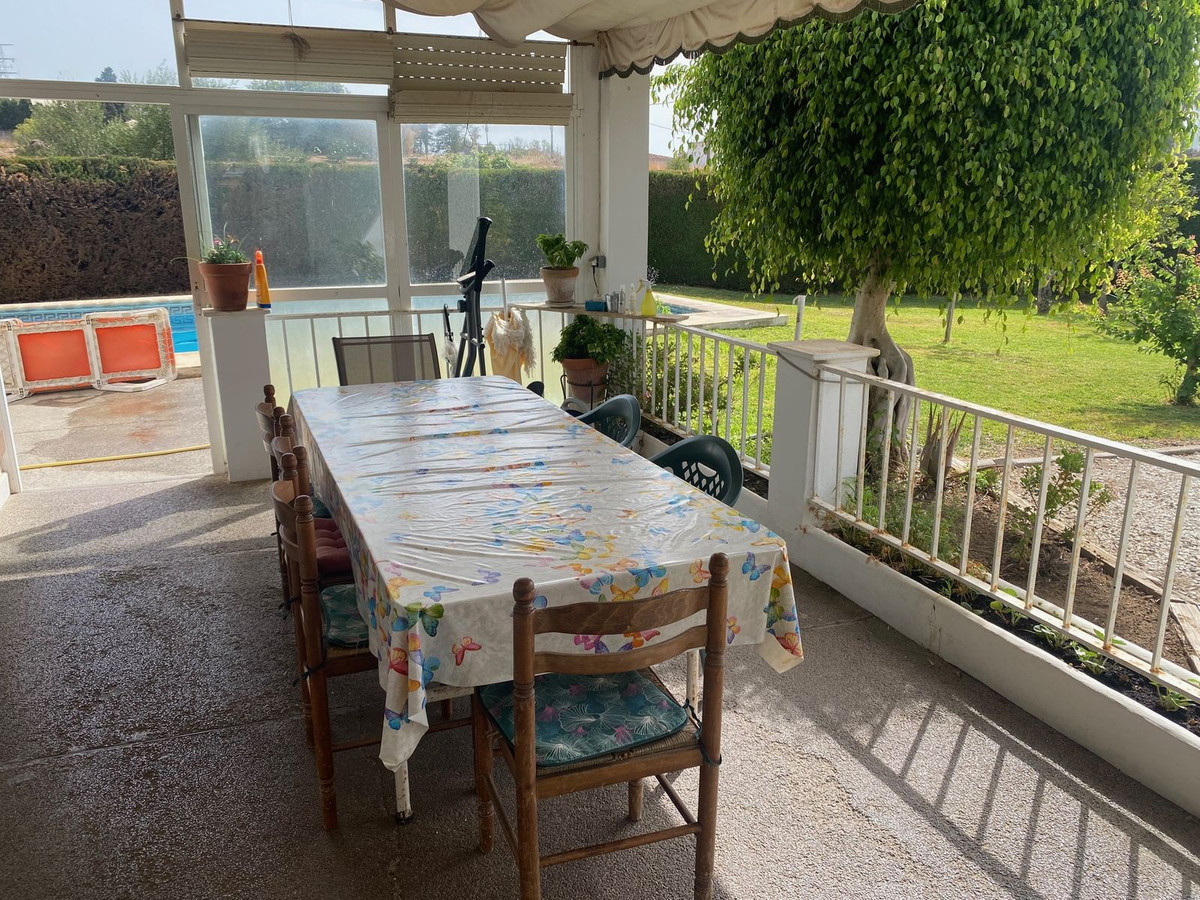 Villa for sale in Estepona, Málaga, Spain