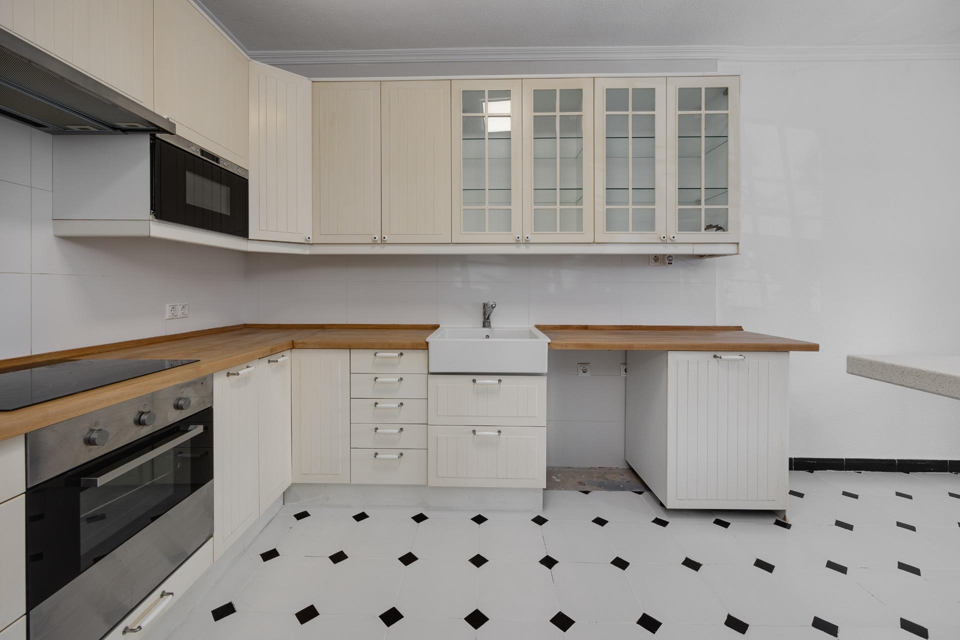 Villa for sale in Torrevieja, Alicante, Spain