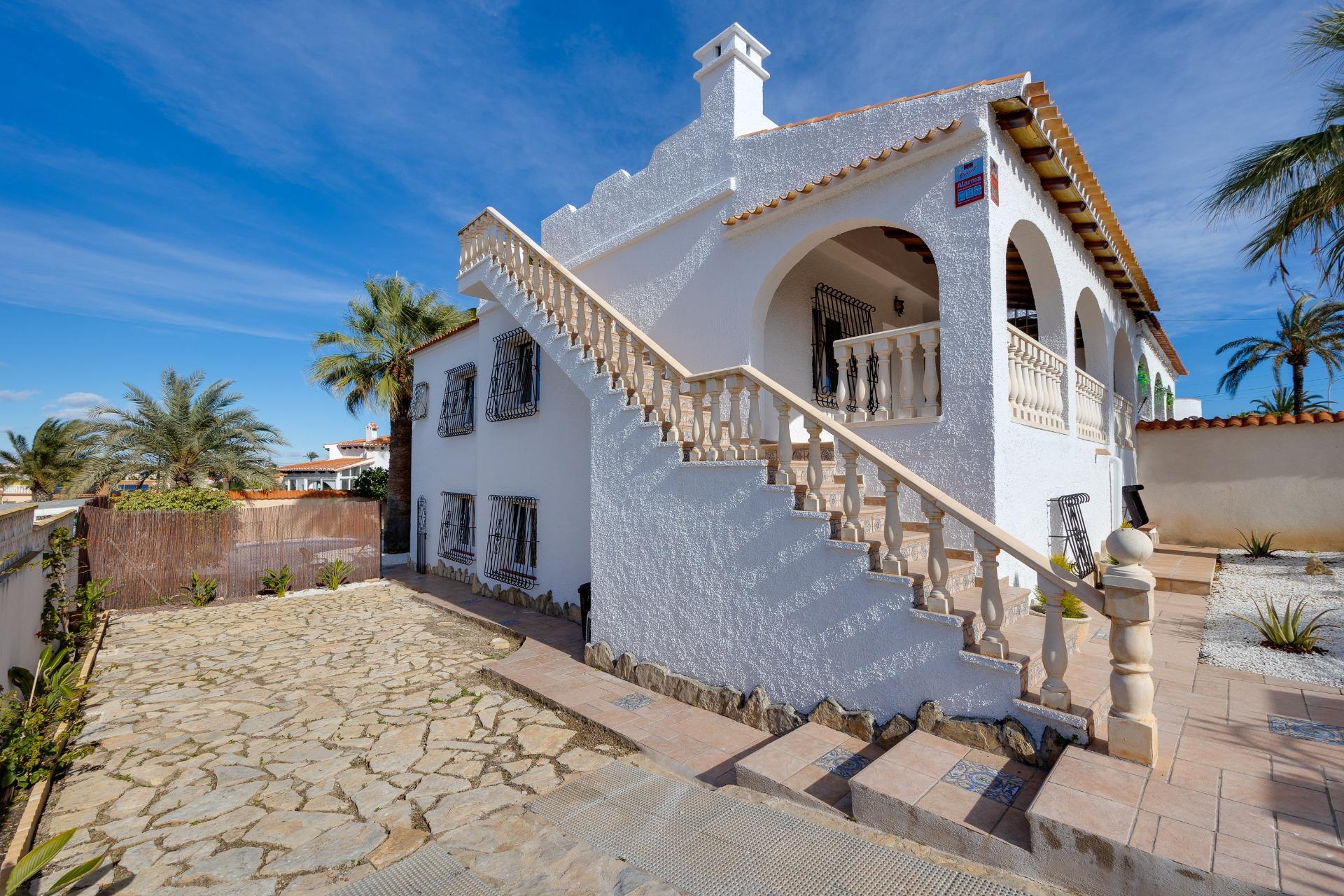 Villa for sale in Torrevieja, Alicante, Spain