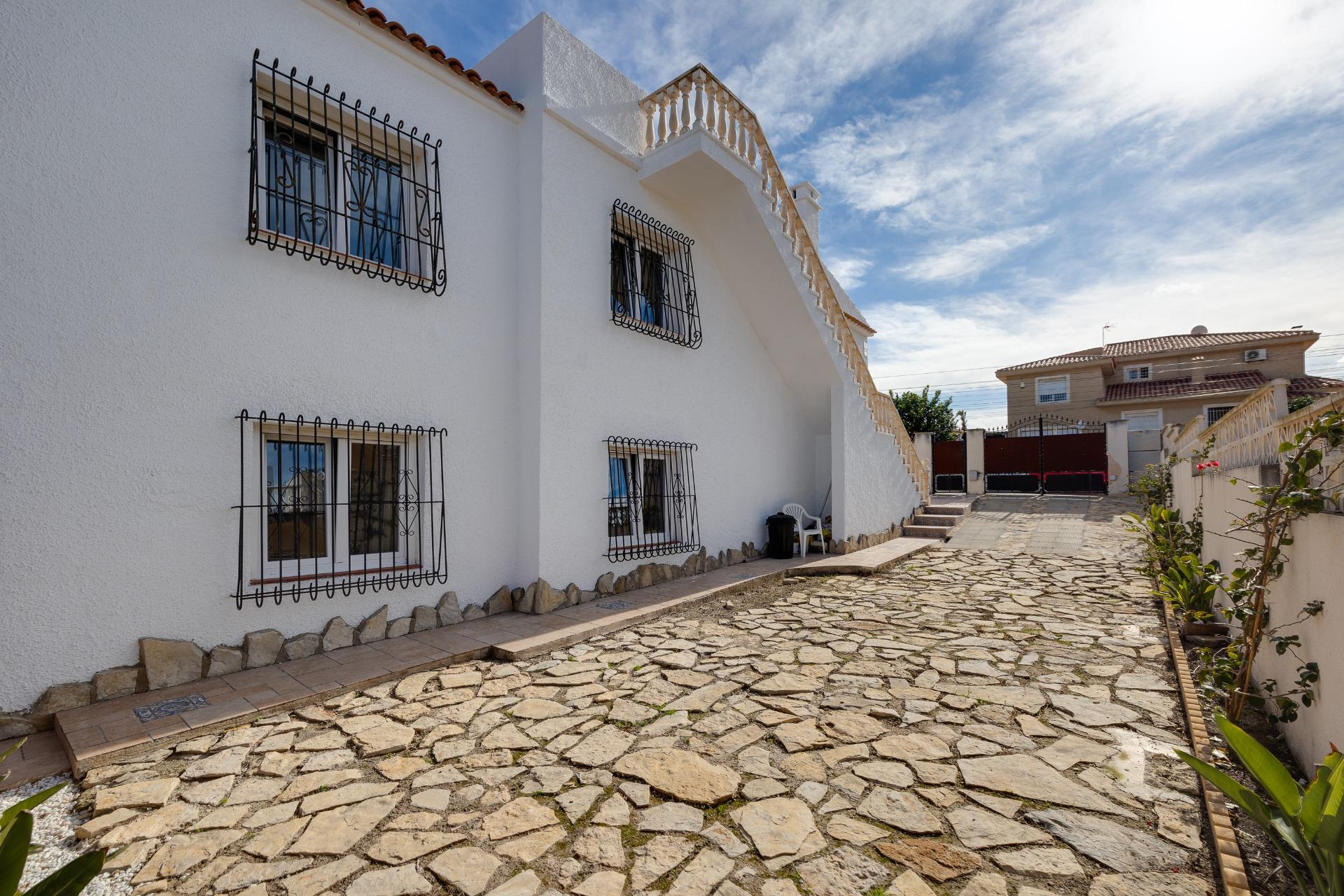 Villa for sale in Torrevieja, Alicante, Spain