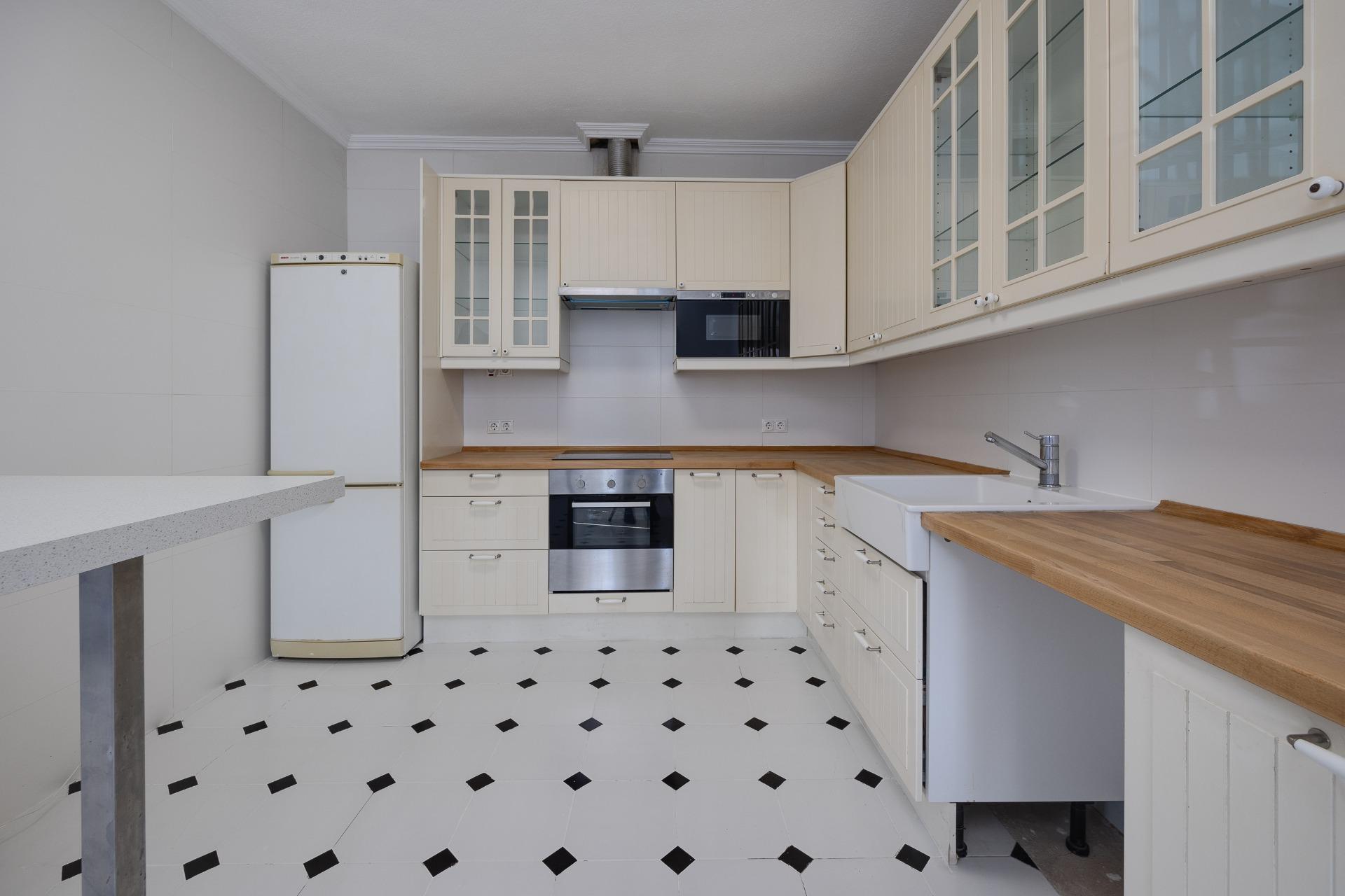 Villa for sale in Torrevieja, Alicante, Spain