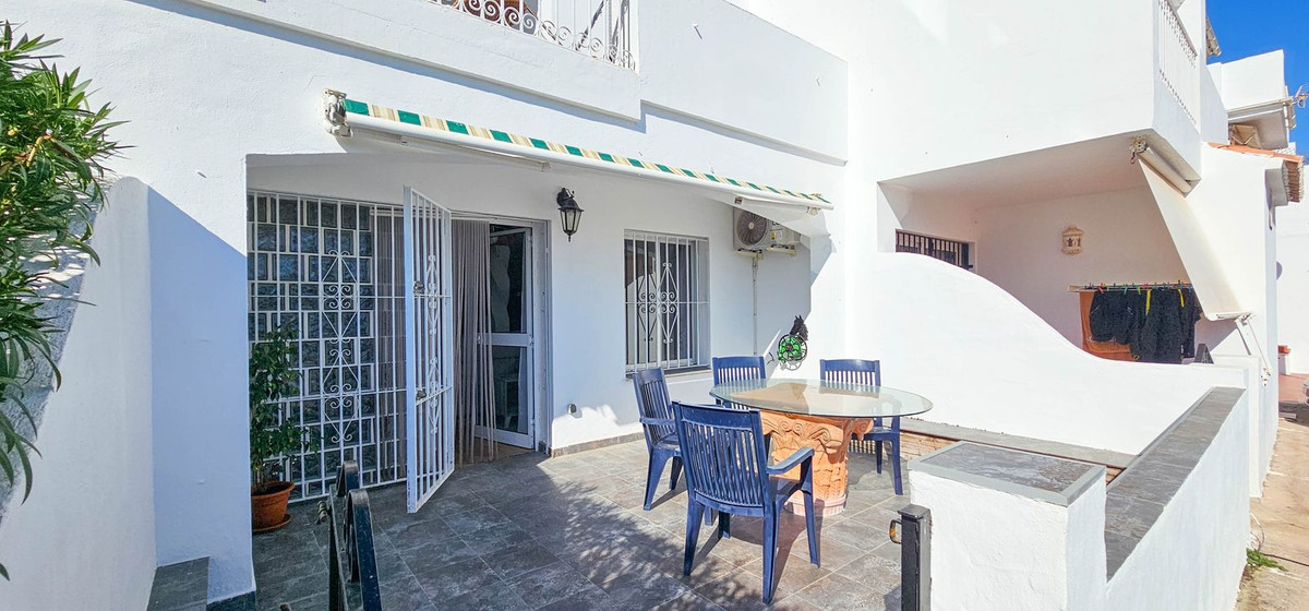 Apartment for sale in La Duquesa, Málaga, Spain