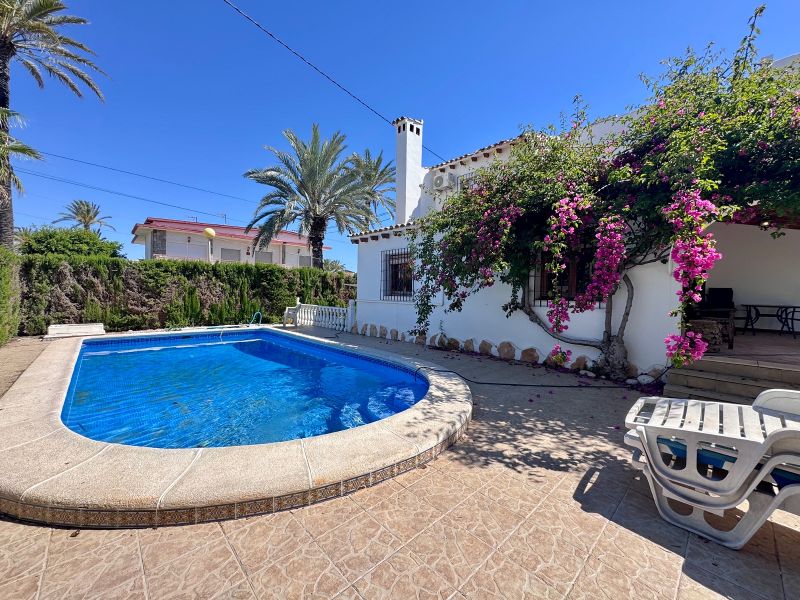Villa en venta en Orihuela Costa