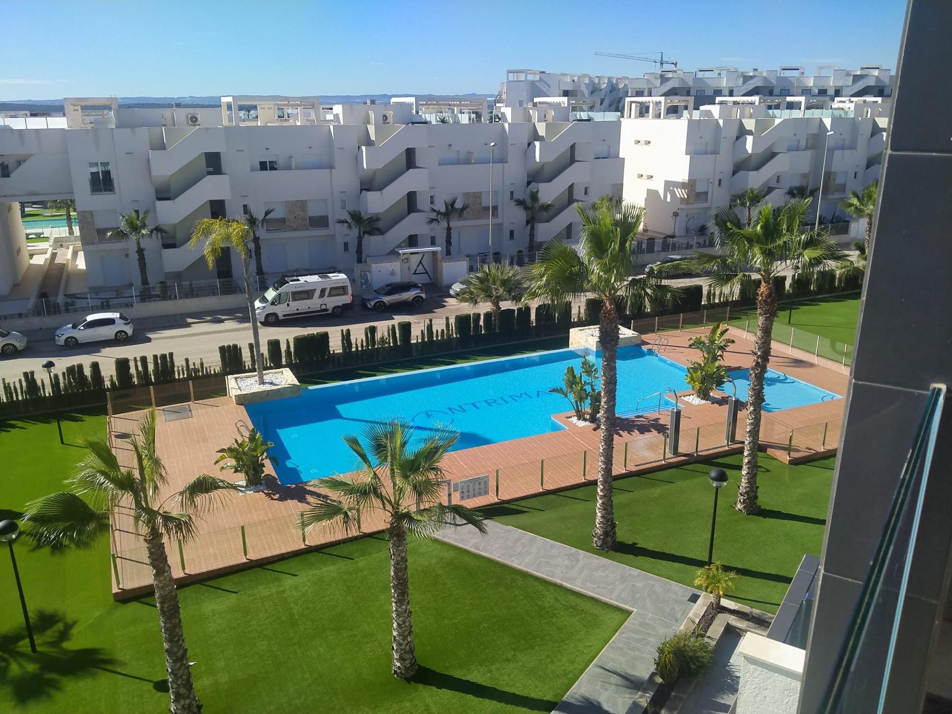 Bungalow for sale in Guardamar Del Segura, Alicante, Spain