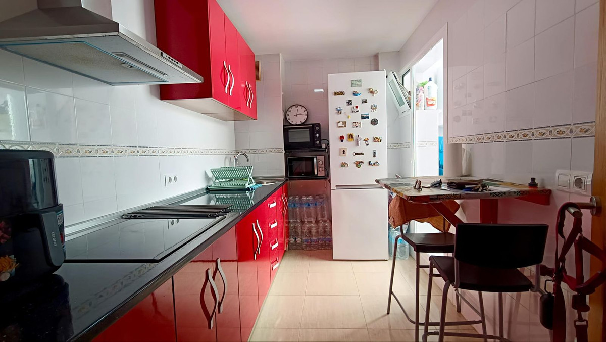 Apartment for sale in San Luis De Sabinillas, Málaga, Spain