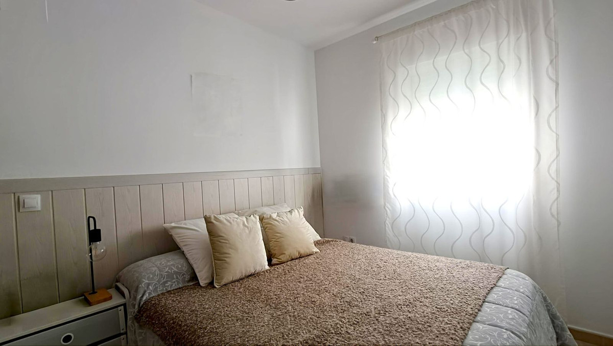 Apartment for sale in San Luis De Sabinillas, Málaga, Spain