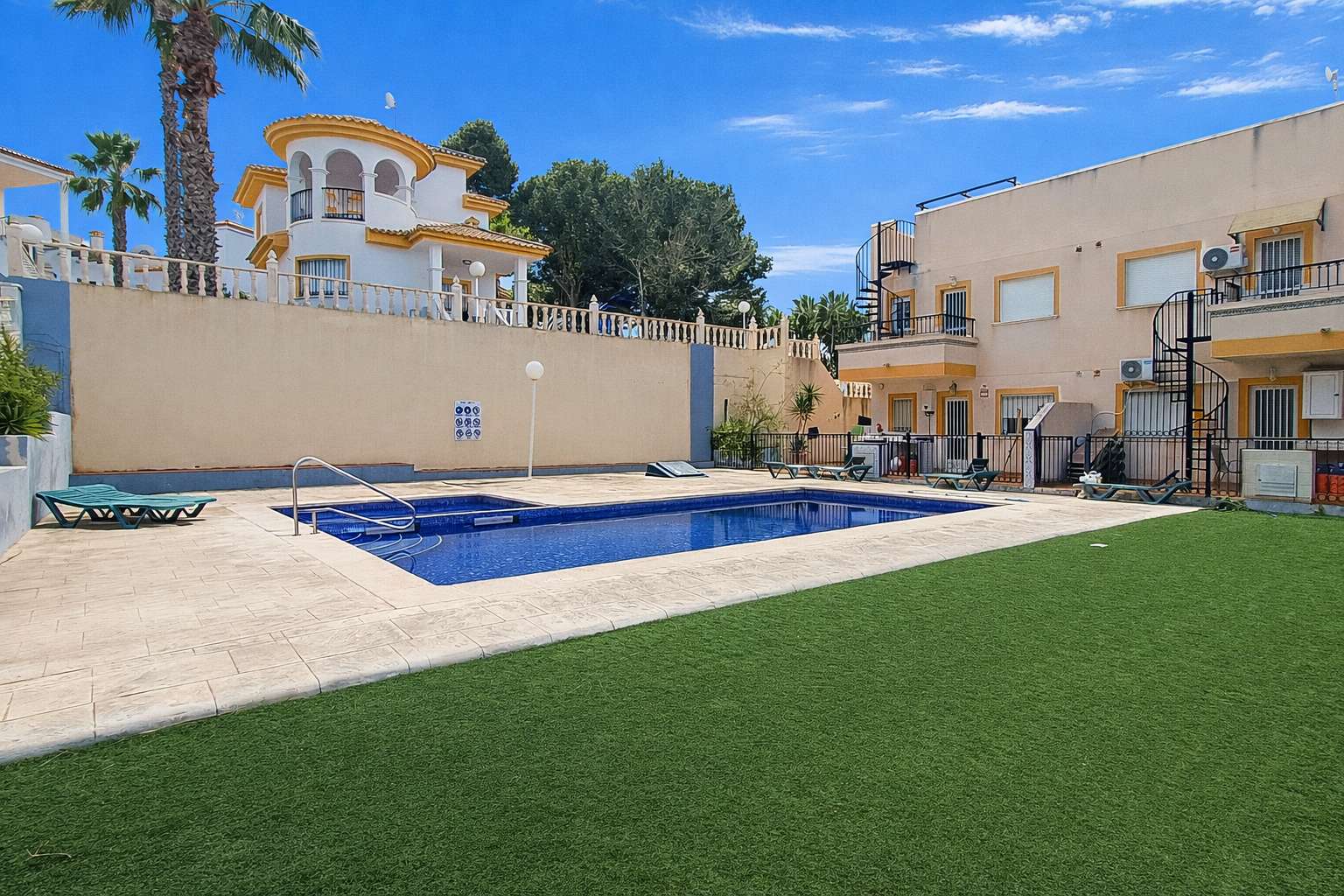 Piso en venta en Villamartin