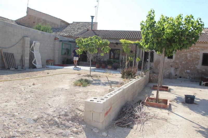 Country House for sale in Pinoso, Alicante, Spain