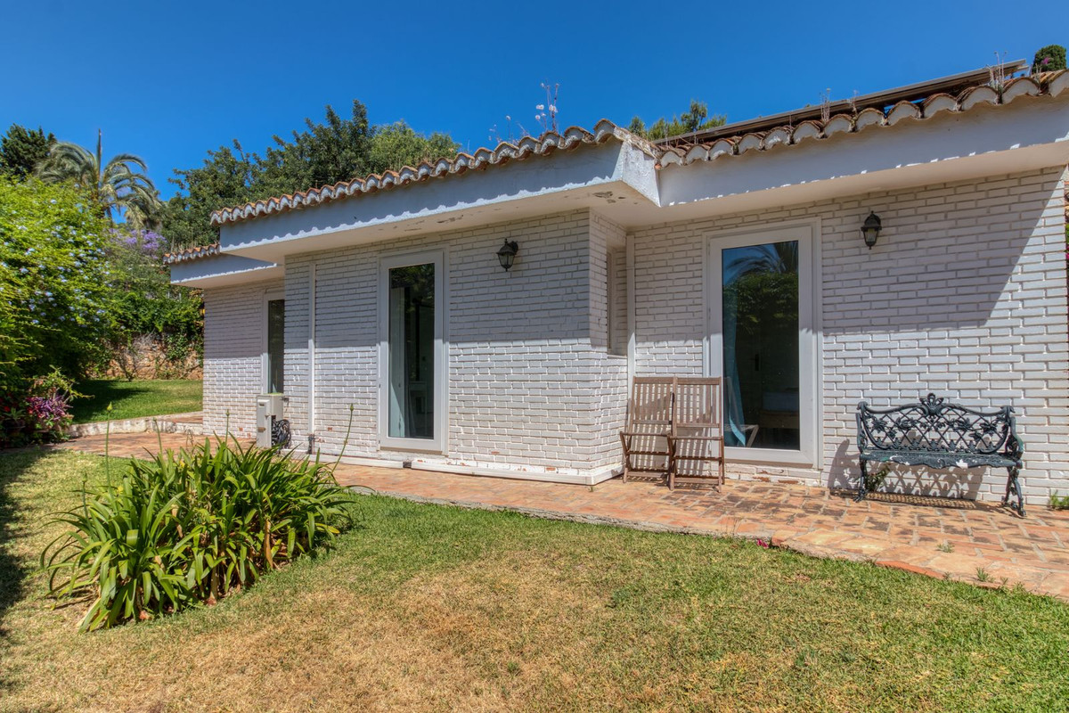 Villa for sale in Benalmádena, Málaga, Spain