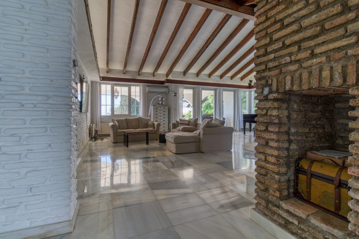 Villa for sale in Benalmádena, Málaga, Spain