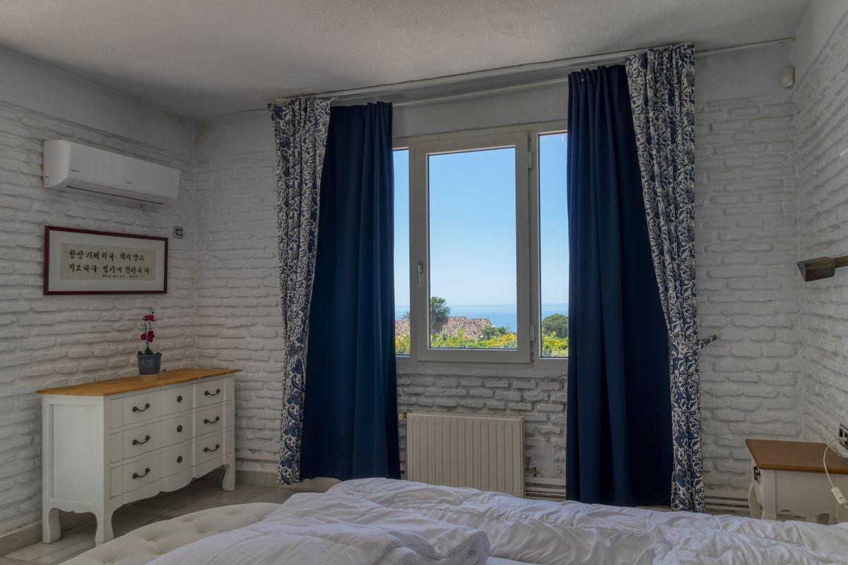 Villa for sale in Benalmádena, Málaga, Spain