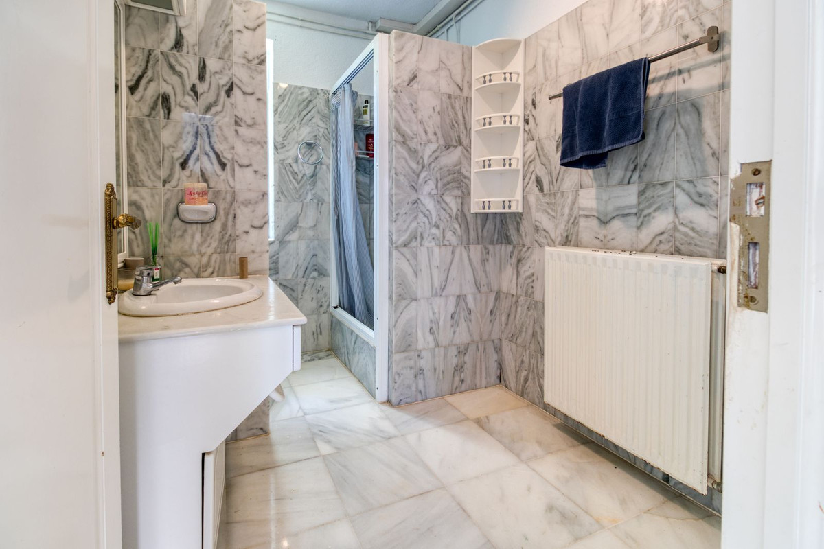 Villa for sale in Benalmádena, Málaga, Spain