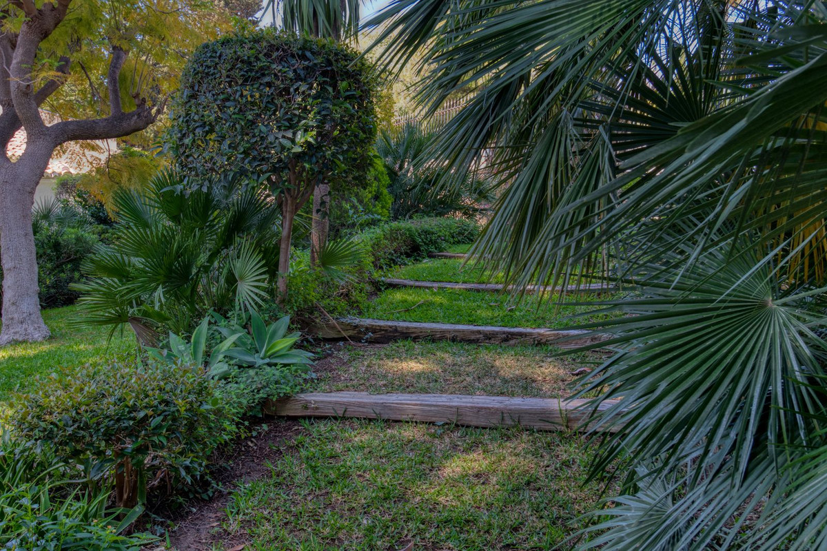 Villa for sale in Benalmádena, Málaga, Spain