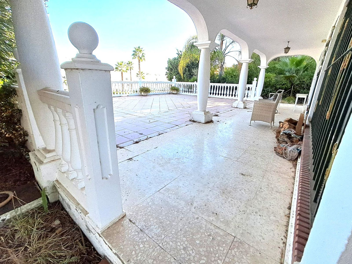Villa for sale in New Golden Mile, Málaga, Spain