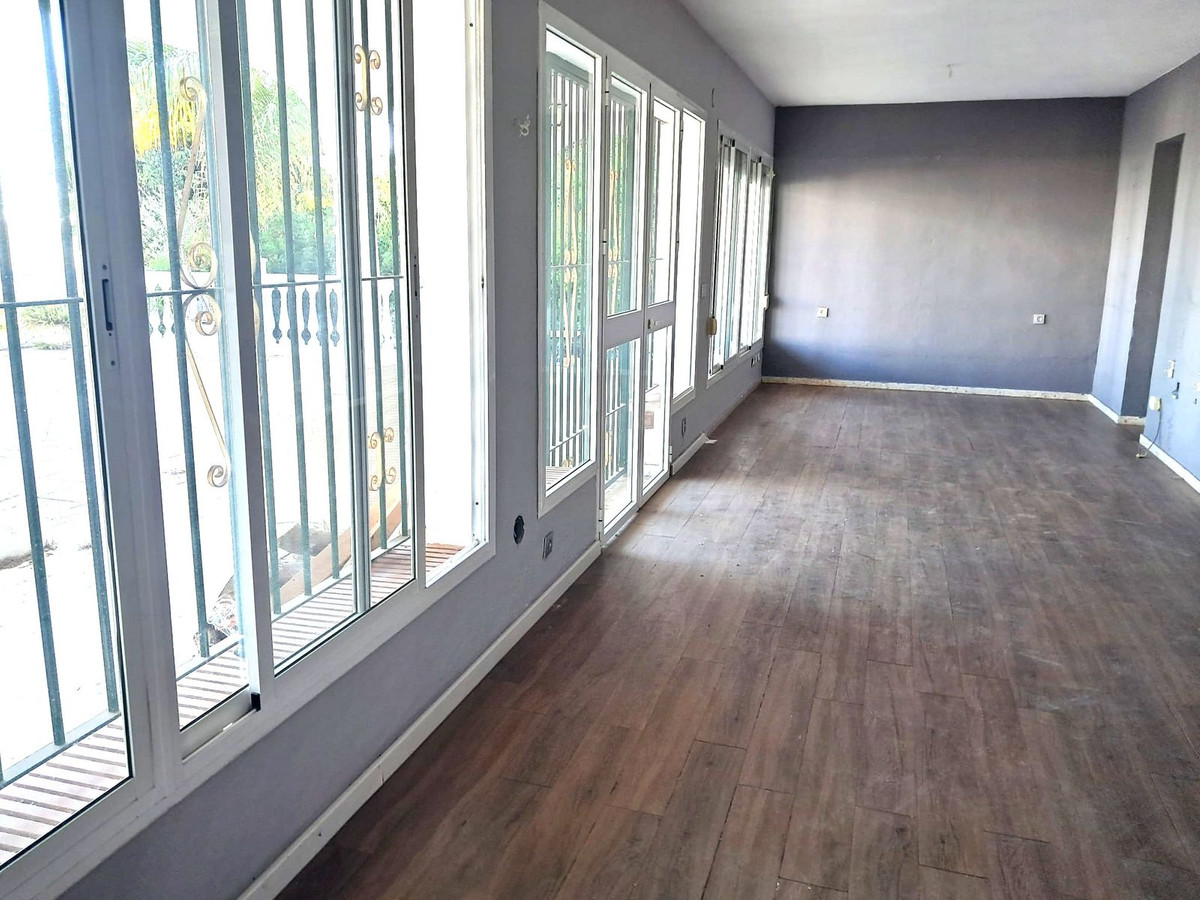 Villa for sale in New Golden Mile, Málaga, Spain