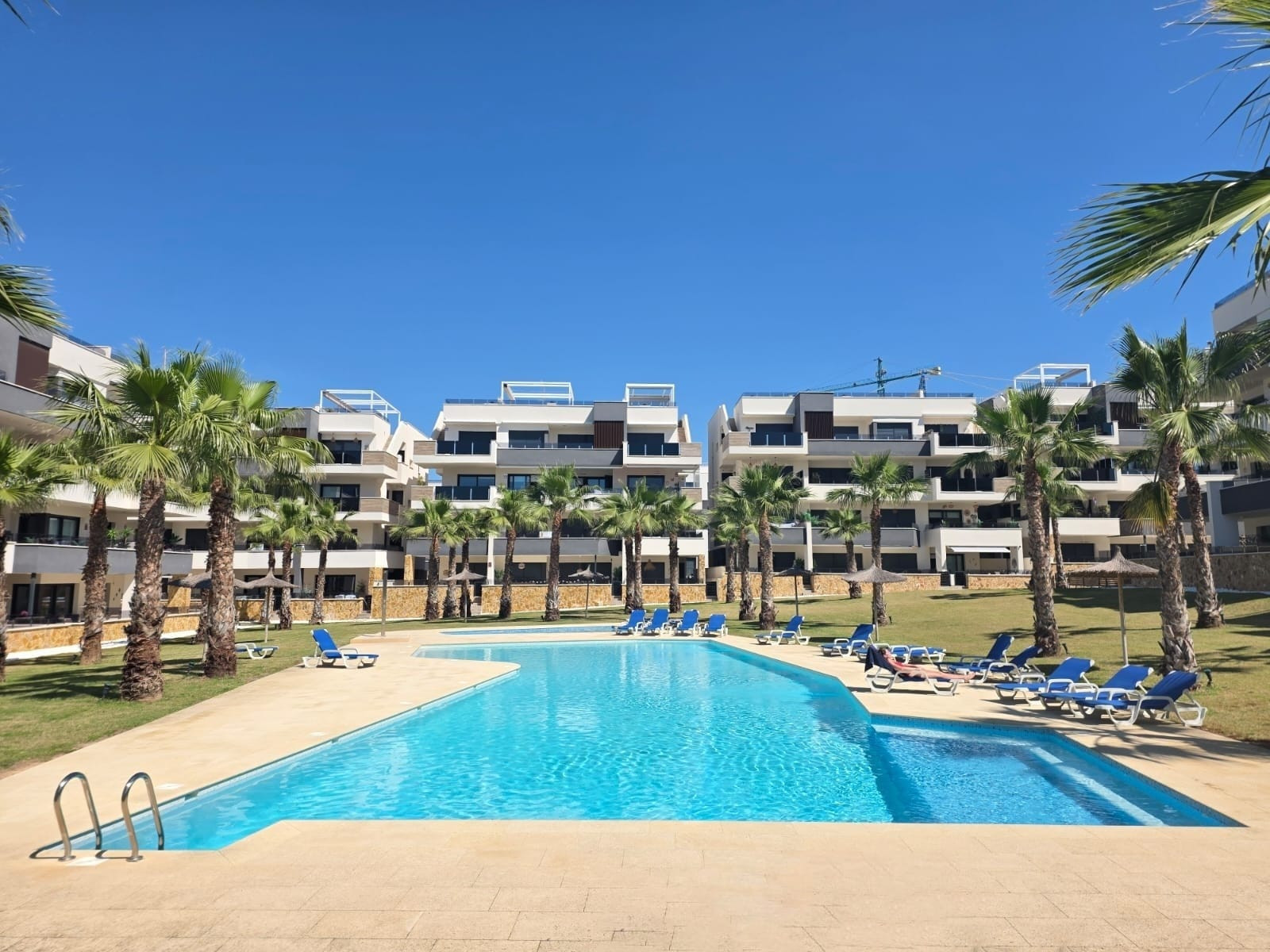 Piso en venta en Orihuela Costa