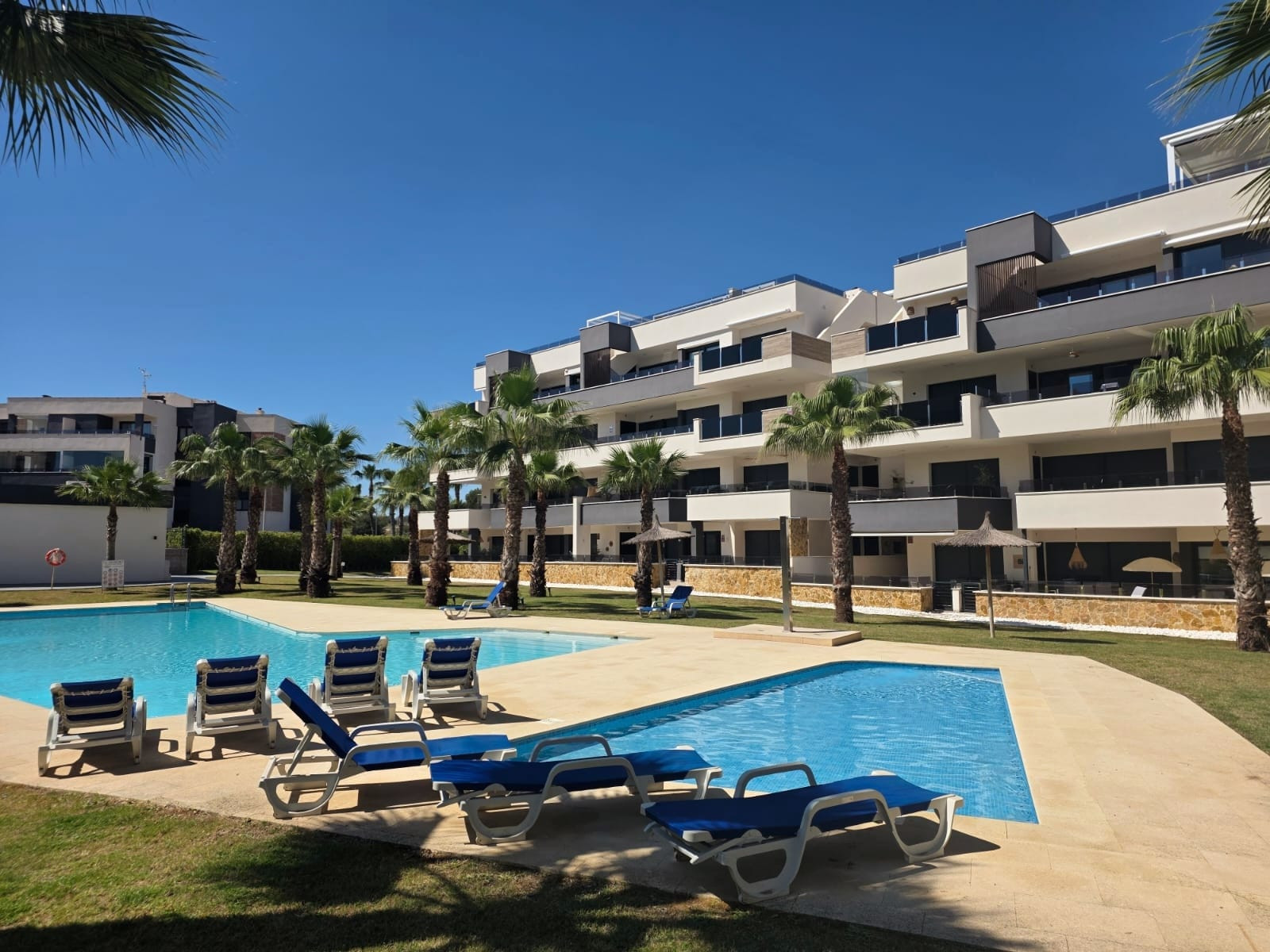 Piso en venta en Orihuela Costa