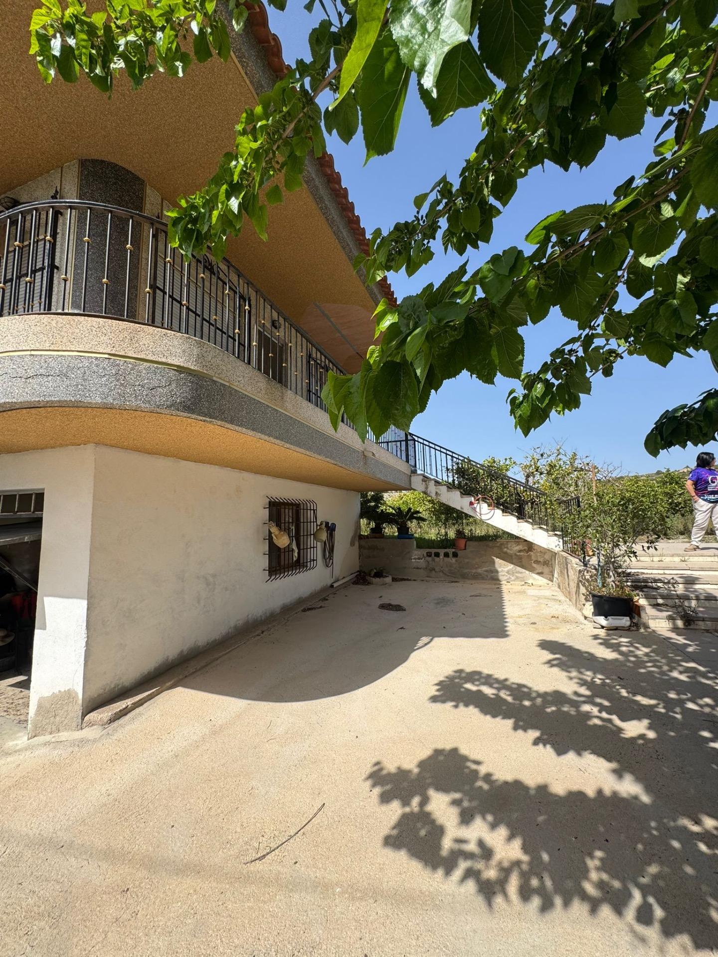 Finca en venta en Orihuela