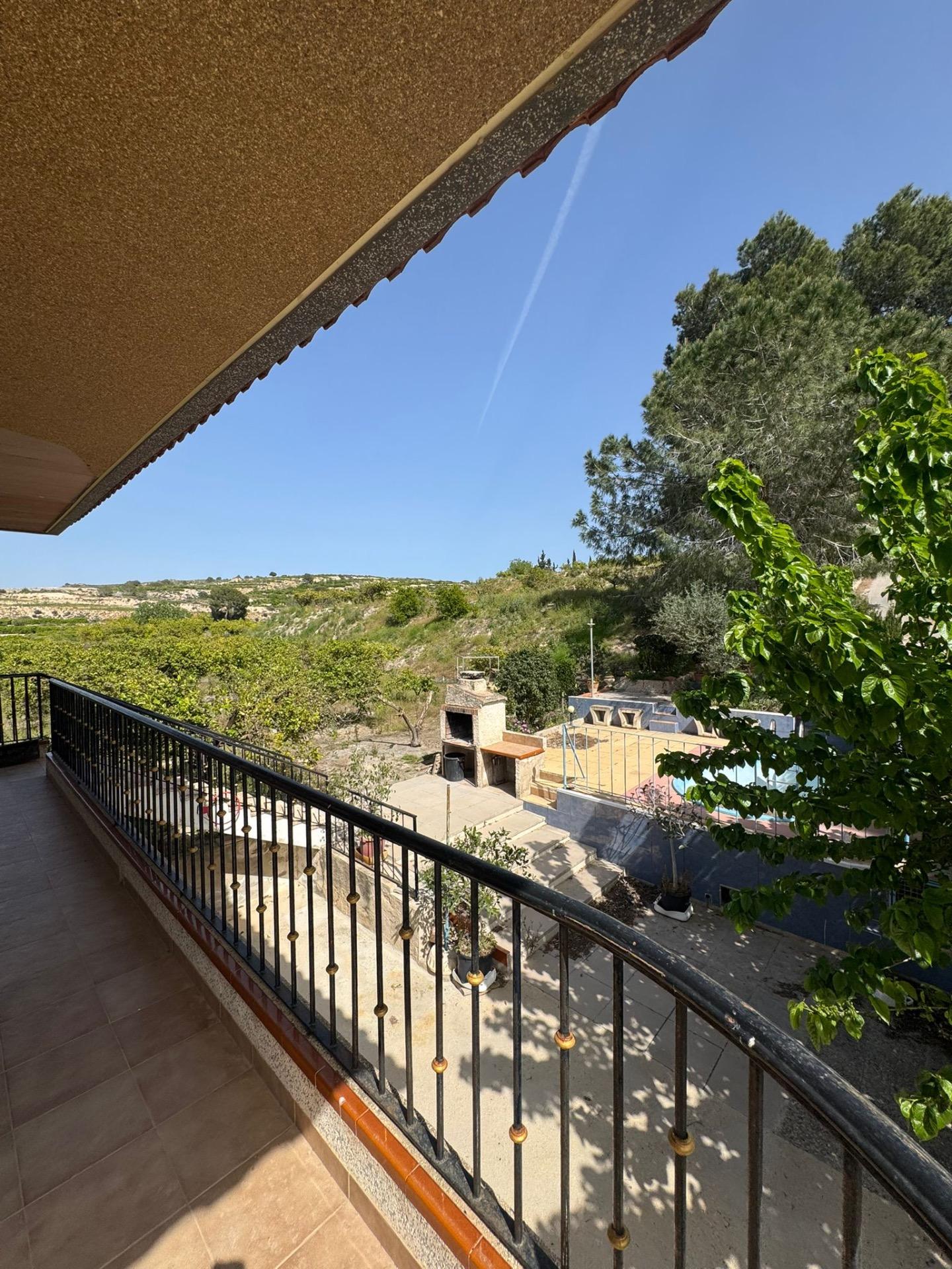 Finca en venta en Orihuela
