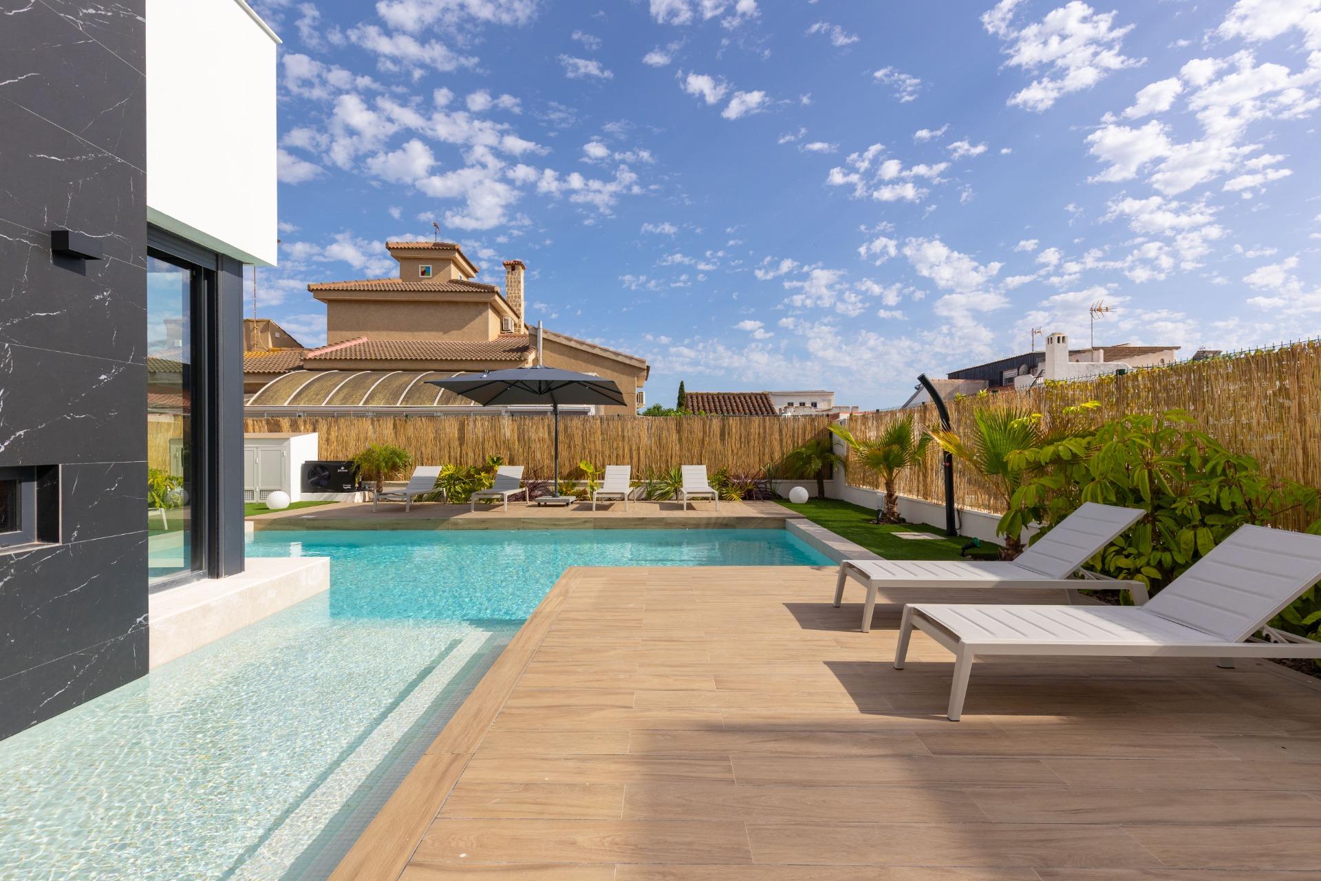 Villa for sale in Torrevieja, Alicante, Spain