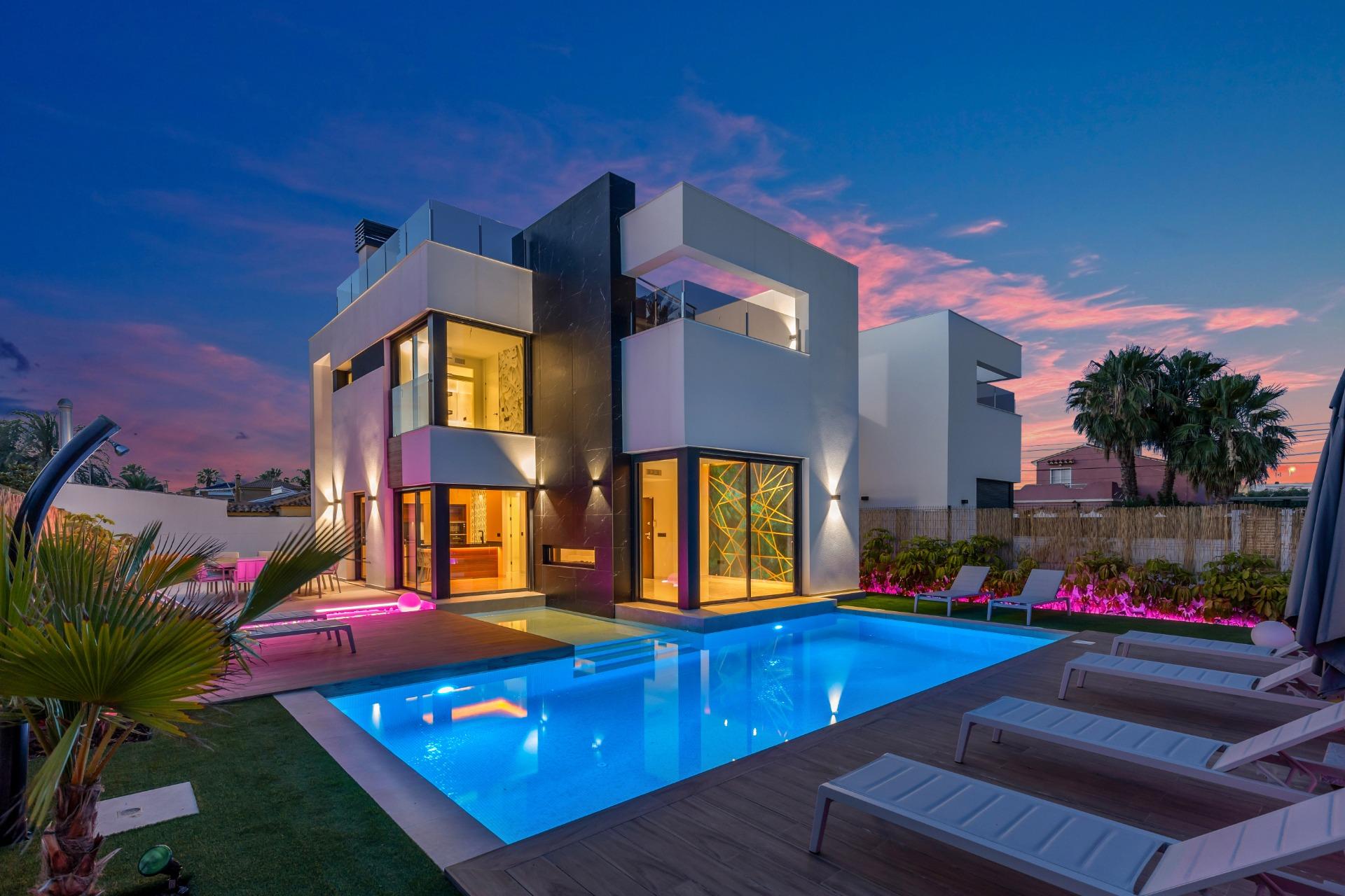 Villa for sale in Torrevieja, Alicante, Spain
