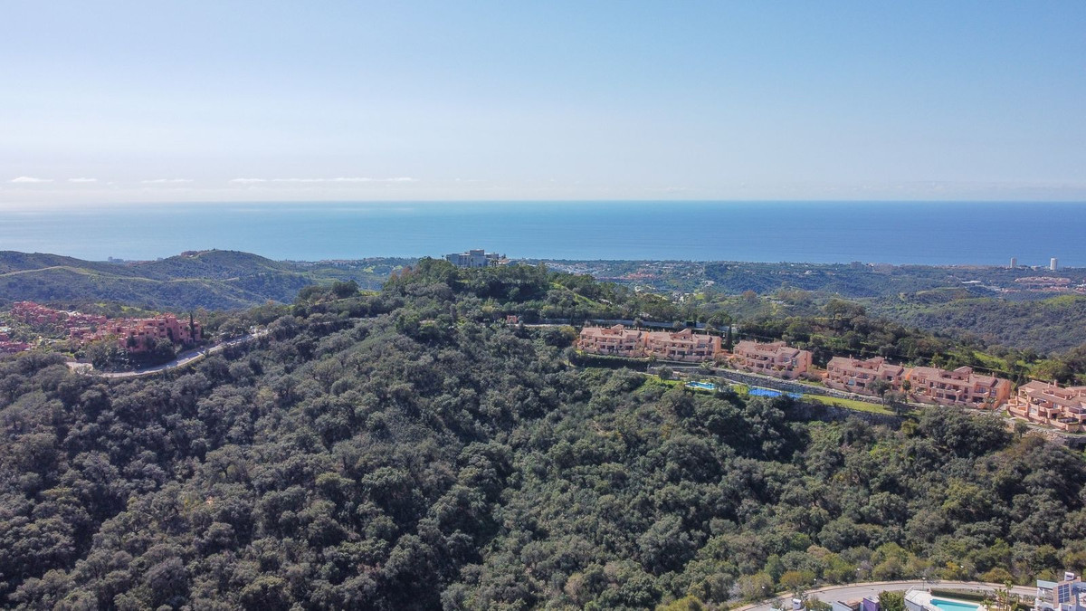 Apartment for sale in La Mairena, Málaga, Spain