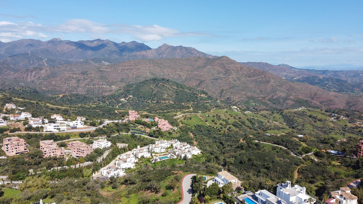 Apartment for sale in La Mairena, Málaga, Spain