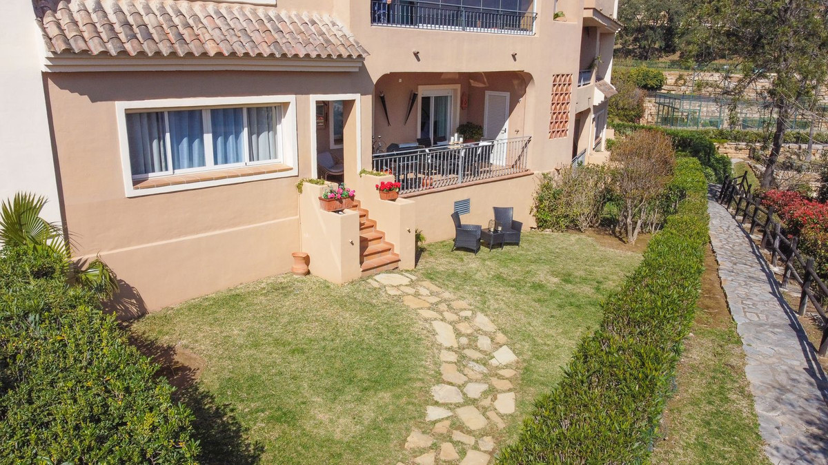 Apartment for sale in La Mairena, Málaga, Spain