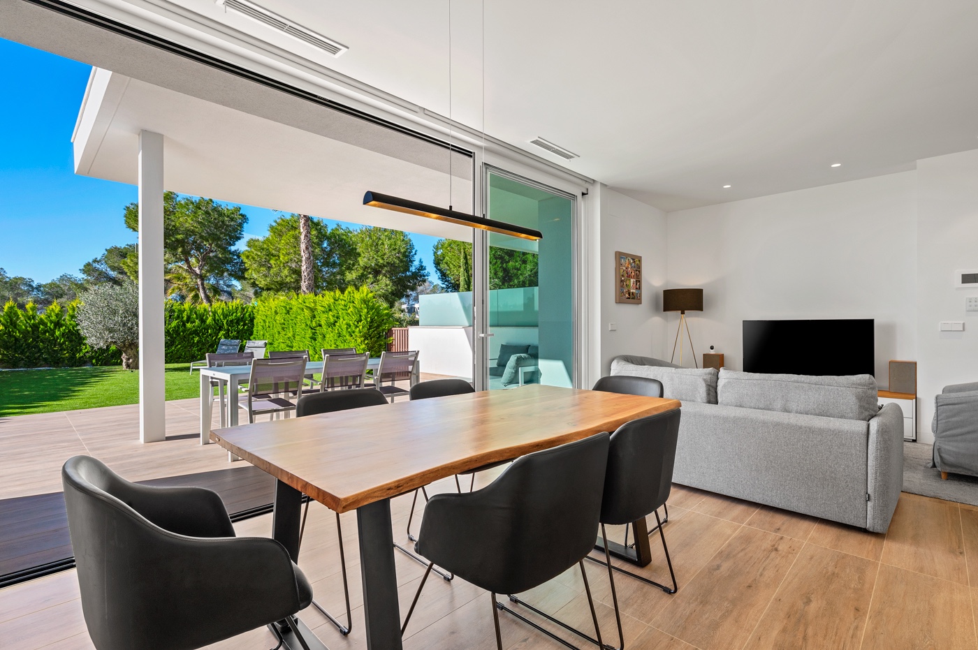 Penthouse for sale in Las Colinas Golf, Alicante, Spain