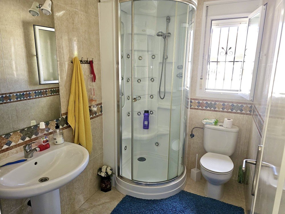 Villa for sale in Benijofar, Alicante, Spain